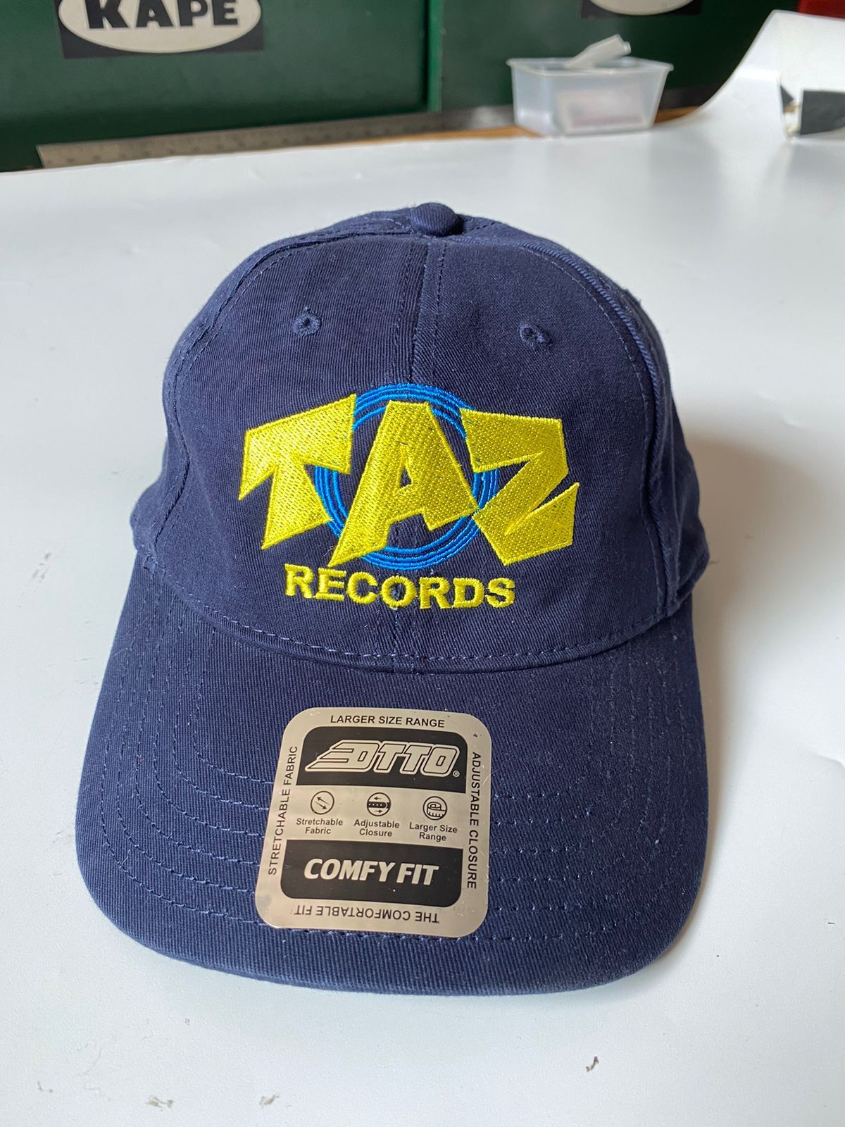Band Tees × Rap Tees × Vintage Taz Records Flexfit Caps 00s Logo Size ONE SIZE - 2 Thumbnail