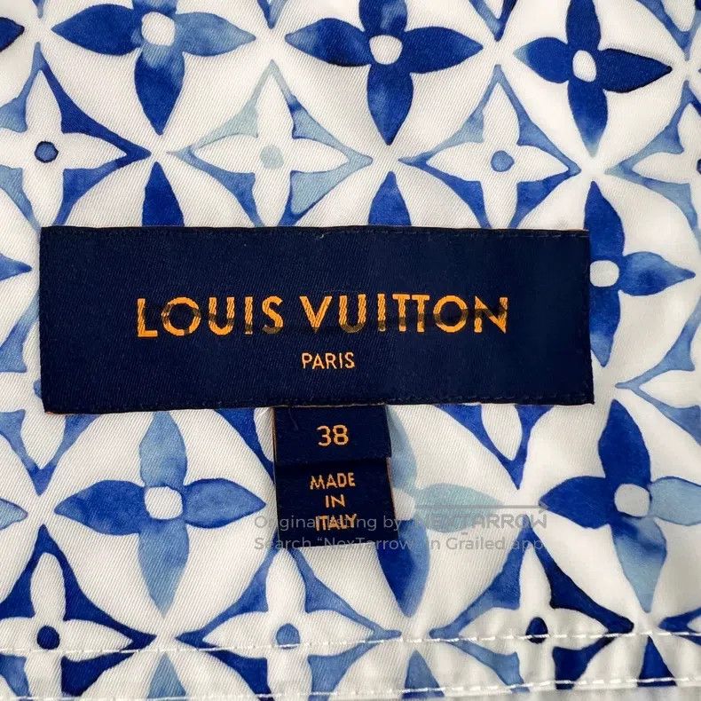 Louis Vuitton Louis Vuitton Full logo printed midi hooded jacket Size XS / US 0-2 / IT 36-38 - 3 Thumbnail