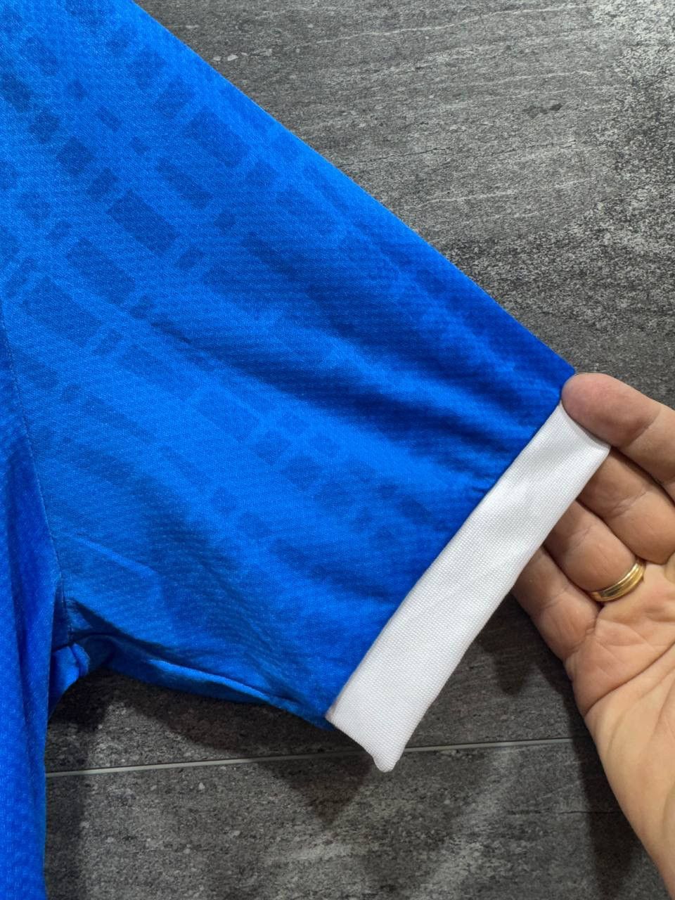 Puma Peterborough United 2022-23 Puma home Soccer Jersey football Size US L / EU 52-54 / 3 - 6 Thumbnail