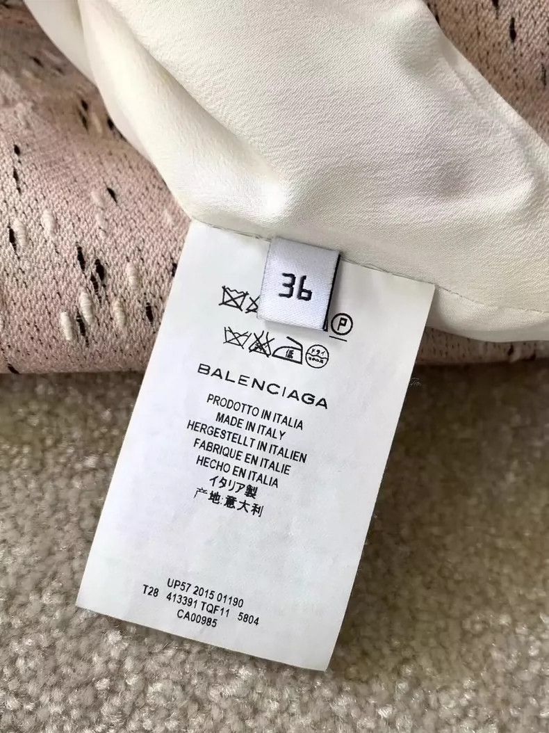 Balenciaga Balenciaga V-neck short sleeve 2504-Nextarrow Size XS / US 0-2 / IT 36-38 - 6 Thumbnail