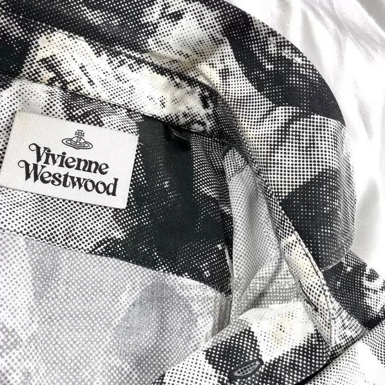 Vivienne Westwood Vivienne Westwood Grotesque portrait print shirt, cowl nec Size M / US 6-8 / IT 42-44 - 7 Thumbnail