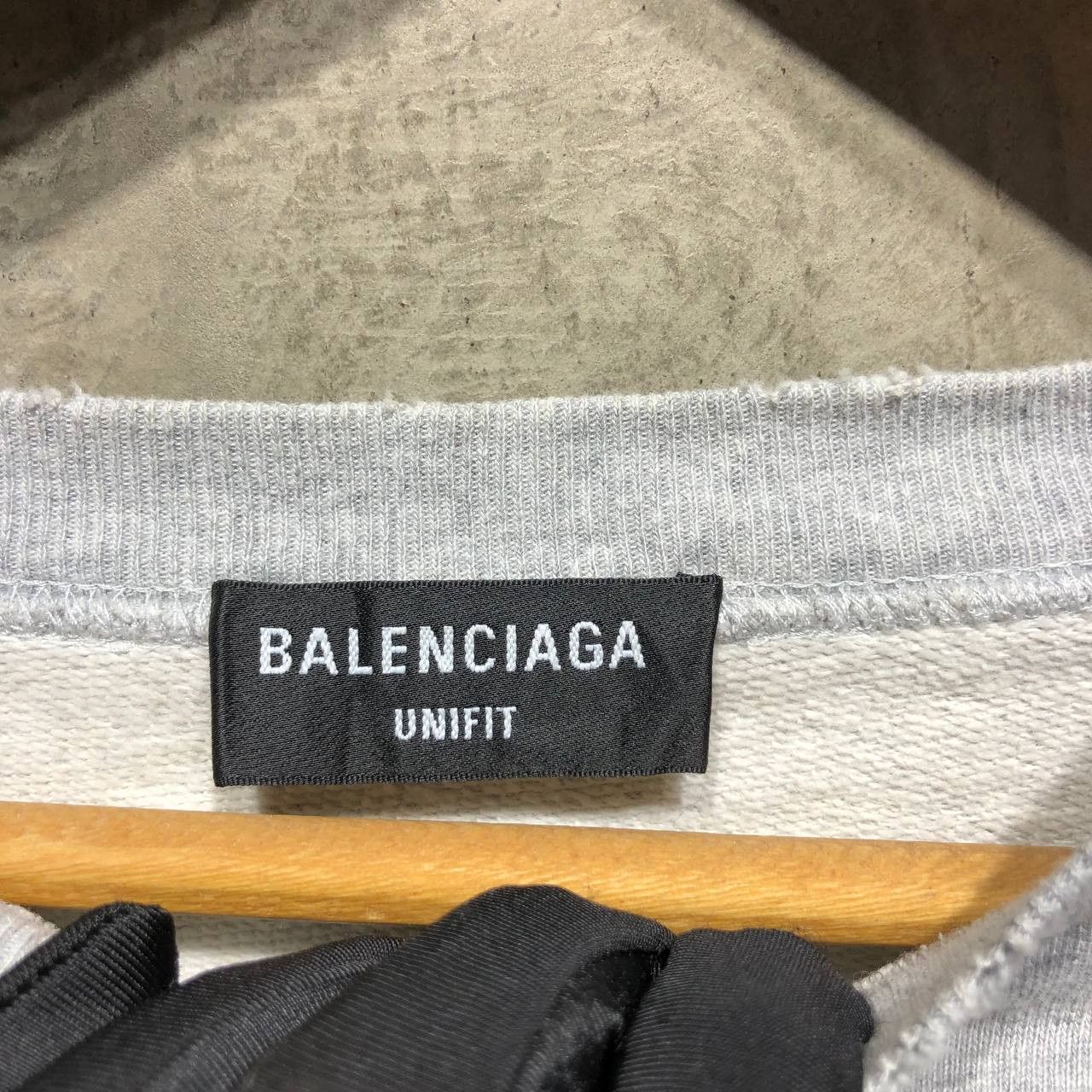 Balenciaga Balenciaga FBI Distressed Crewneck fit 3XL Size US XXL / EU 58 / 5 - 12 Thumbnail