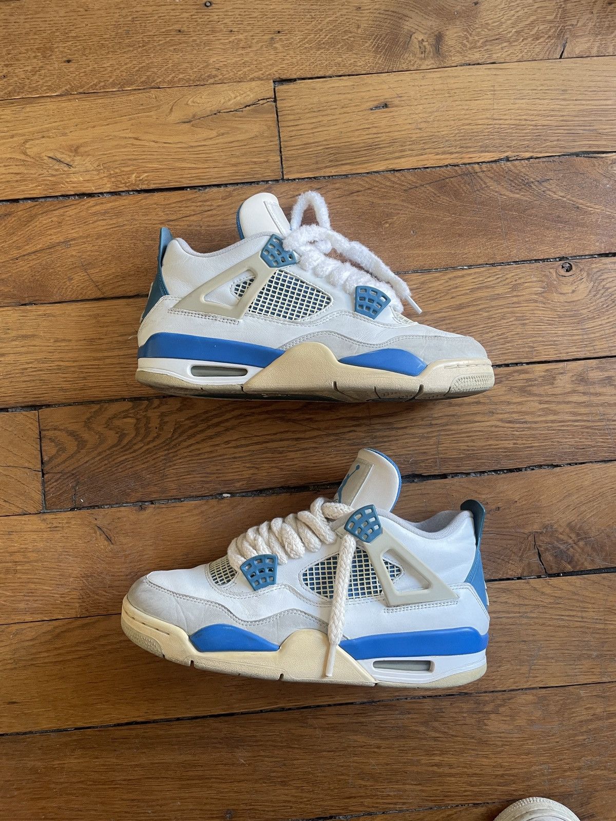 Jordan Brand Jordan 4 Military Blue 2012 Size US 9 / EU 42 - 3 Thumbnail