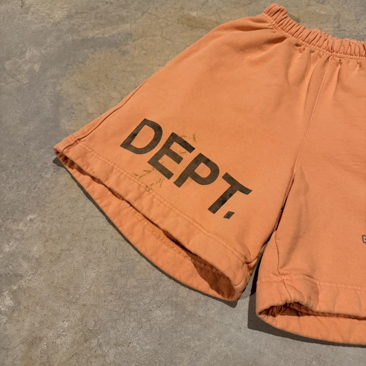 Gallery Dept. Gallery Dept G.I. Sweat Shorts Orange Distressed Size US 28 / EU 44 - 3 Thumbnail