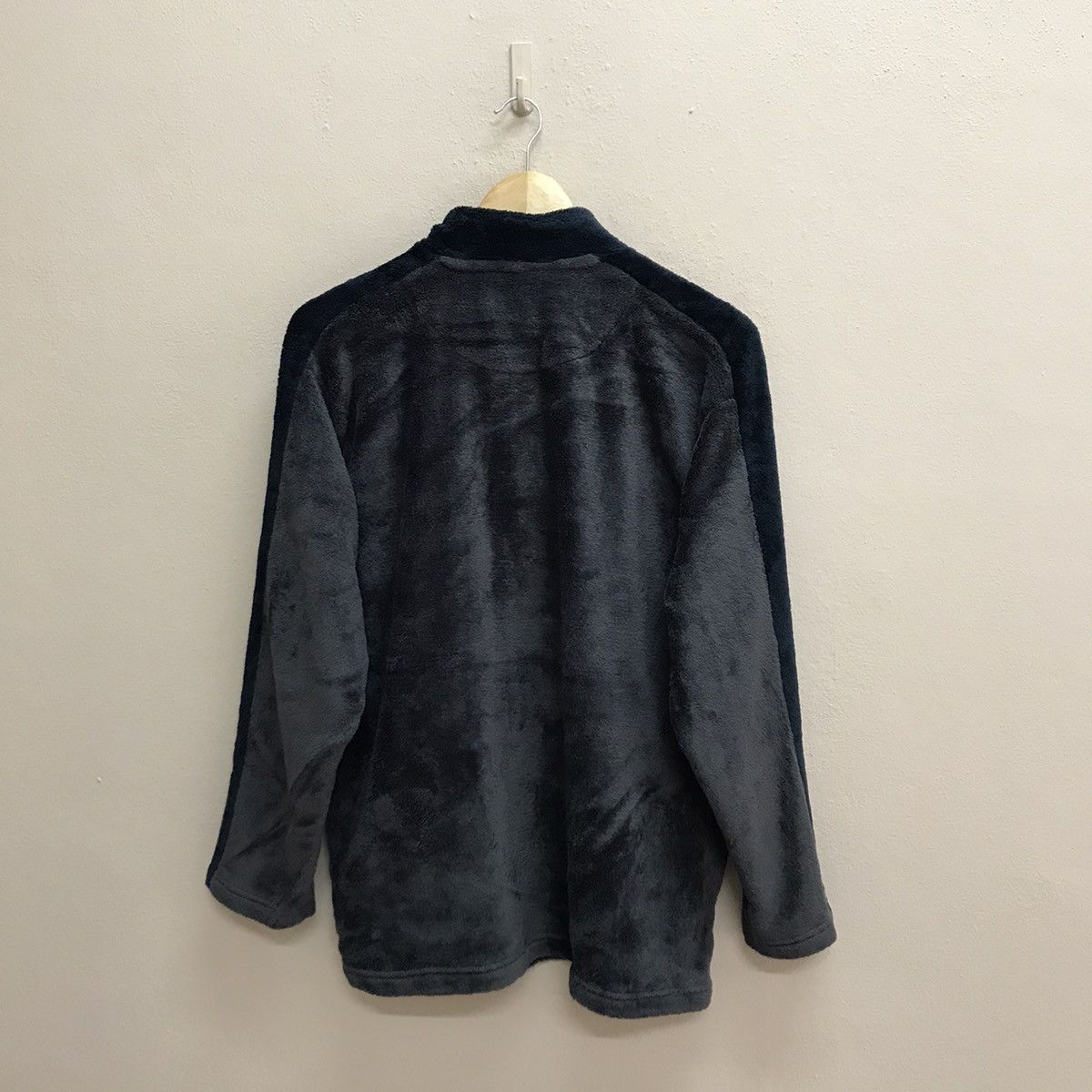 Japanese Brand × Kansai Yamamoto × Vintage Vintage Kansai Yamamoto Homme Velvet Sweater Half Button Up Size US M / EU 48-50 / 2 - 13 Thumbnail