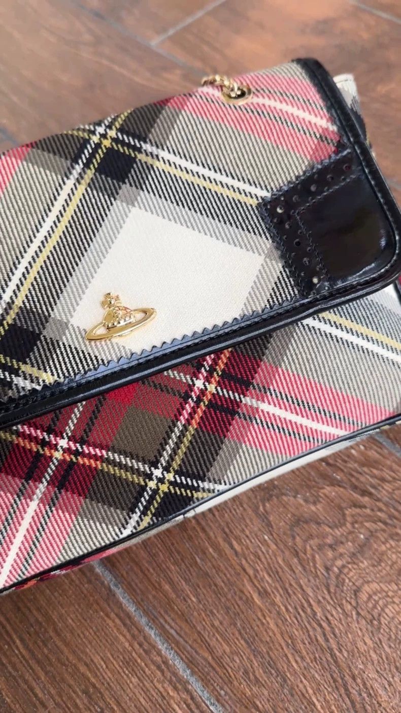 Vivienne Westwood Vivienne Westwood size os Carry a backpack under your arm Size ONE SIZE - 1 Thumbnail