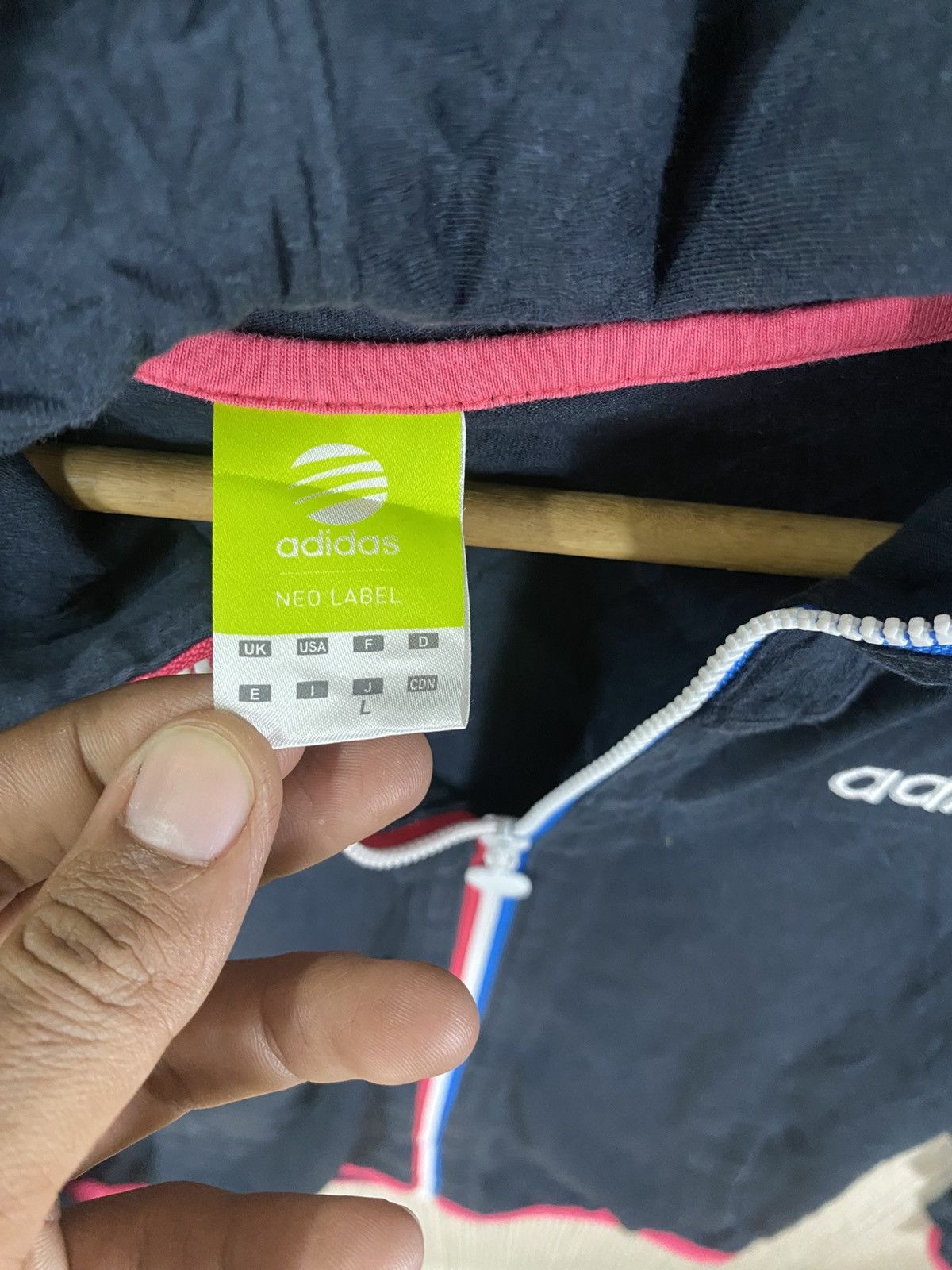 Adidas Adidas Full-Zip Hoodie – Stylish, Comfortable, and Versatile Size L / US 10 / IT 46 - 4 Thumbnail