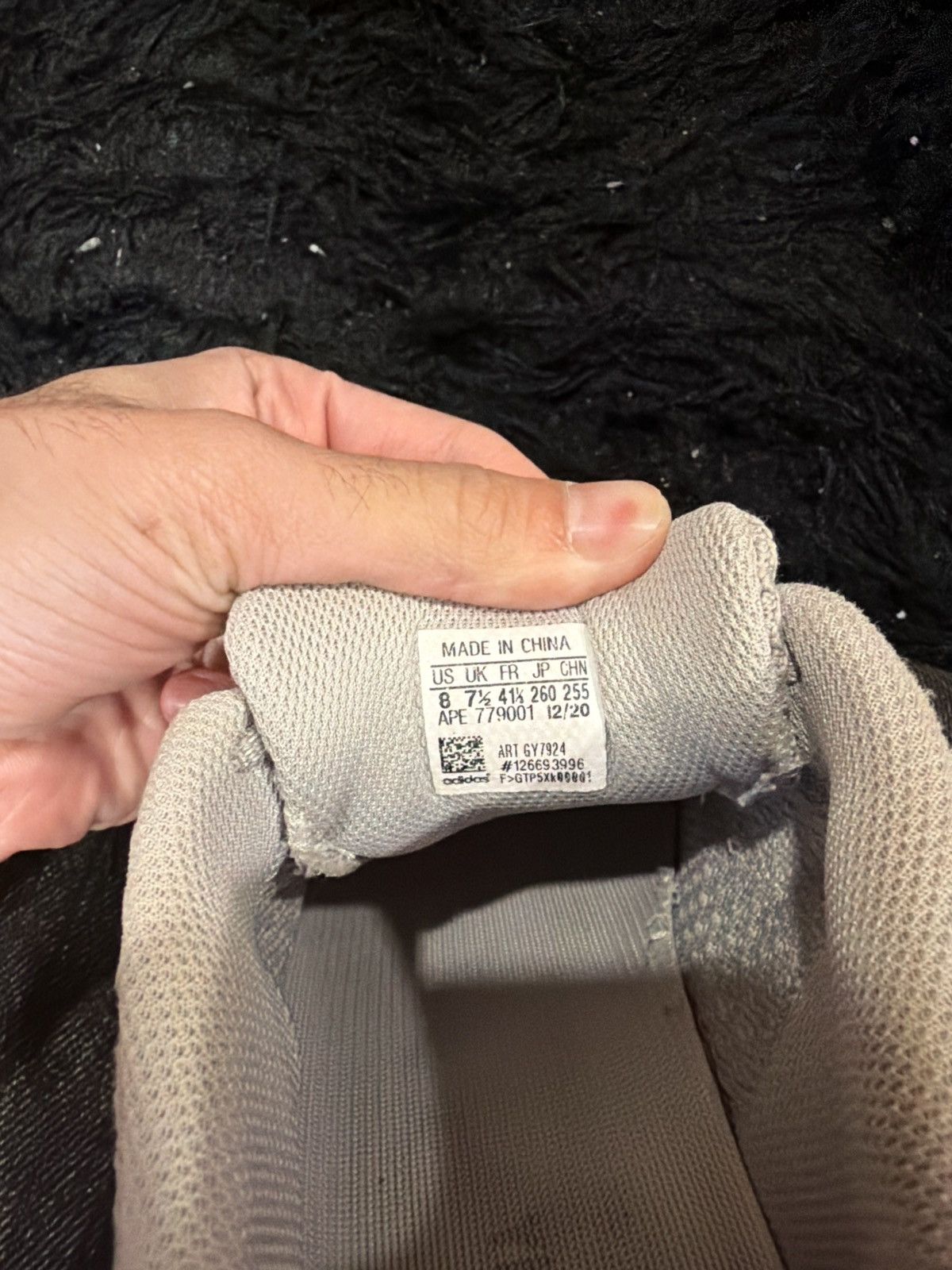Yeezy Adidas Yeezy Boost 700 V2 Static Size US 8 / EU 41 - 6 Thumbnail