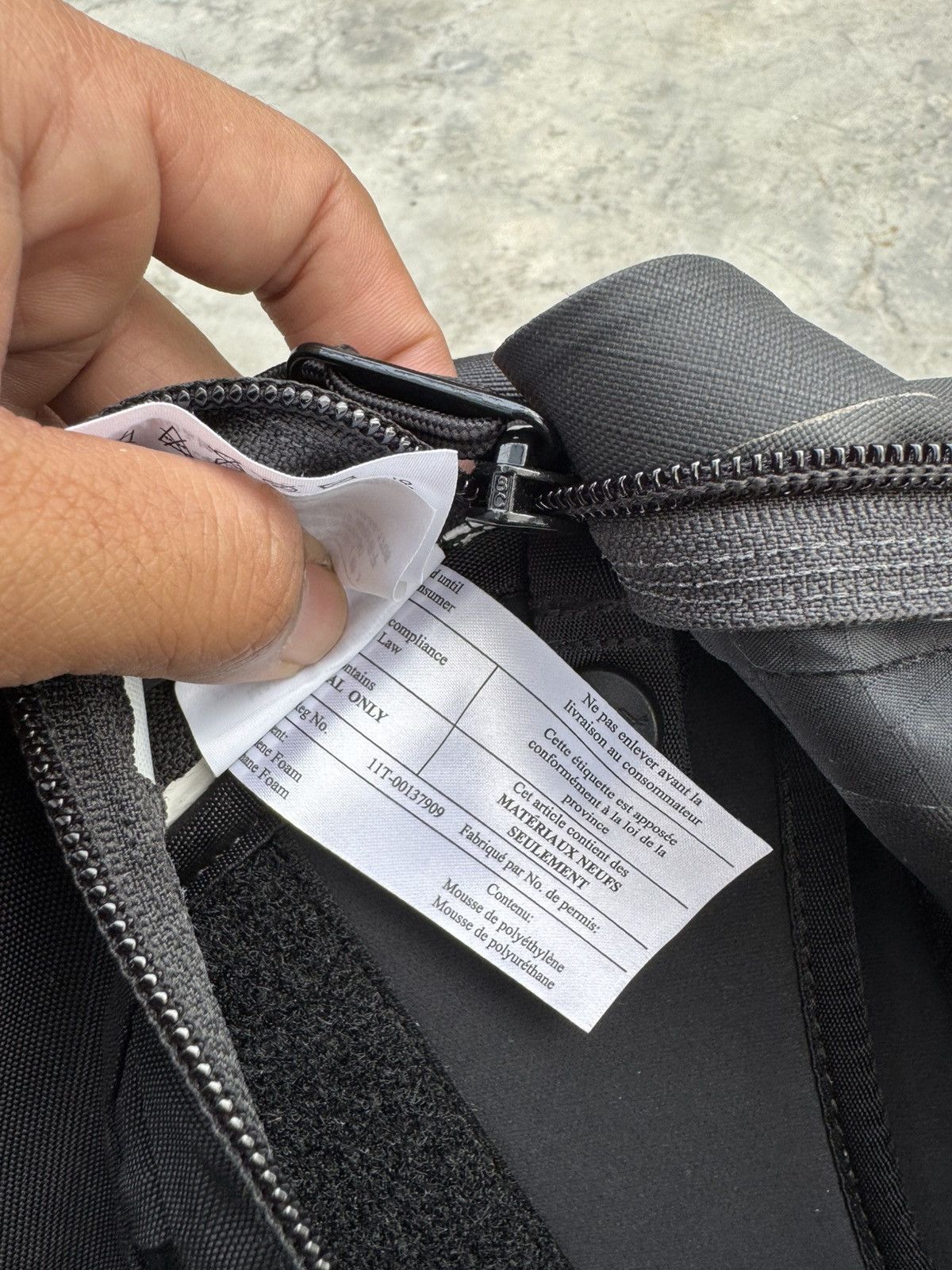 Arc'teryx ARCTERYX LEAF 15L Courier Bag Nylon Black Messenger Size ONE SIZE - 8 Thumbnail