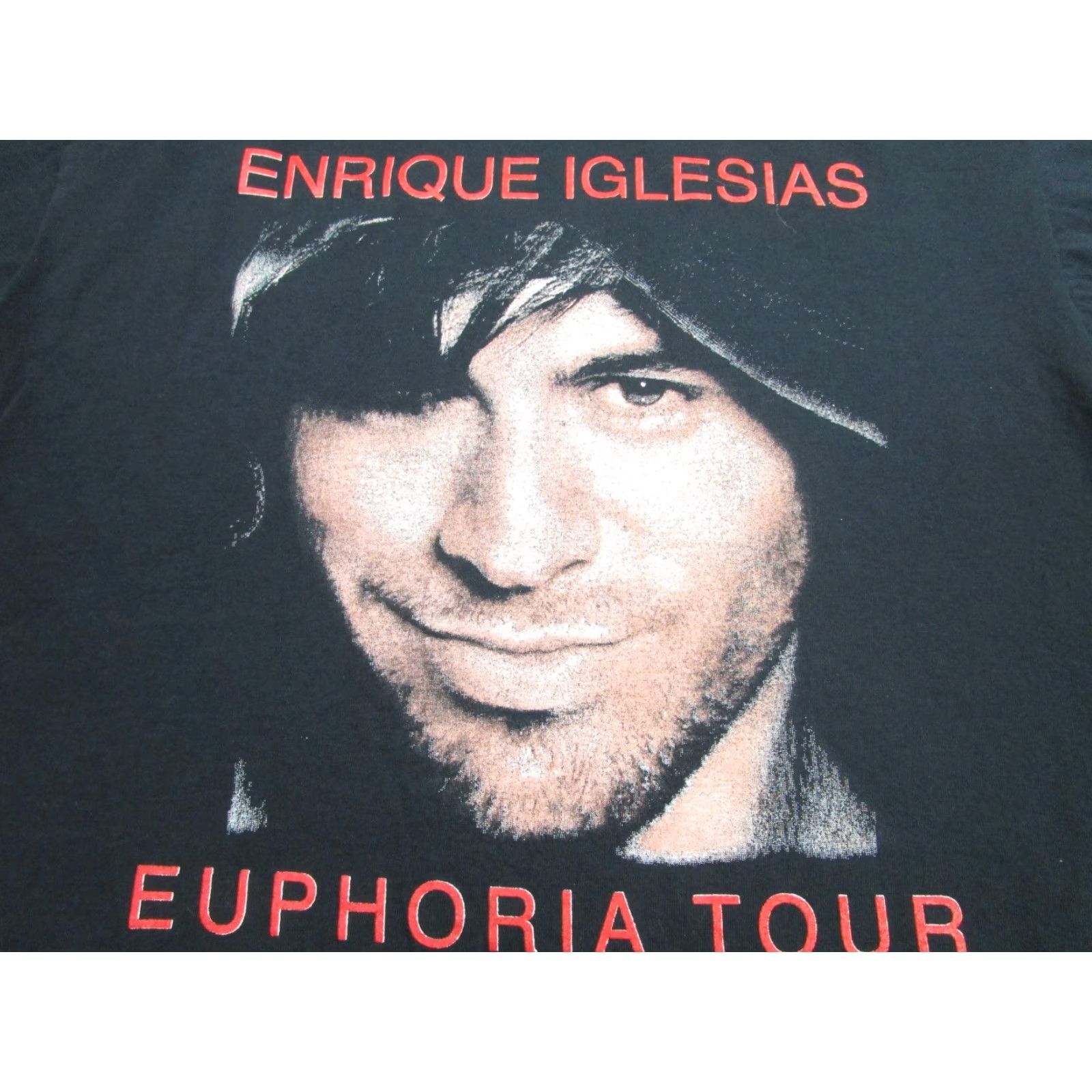 Gildan VINTAGE Enrique Iglesias Graphic Shirt Adult Large Black 2011 Euphoria Tour Mens Size US L / EU 52-54 / 3 - 3 Thumbnail