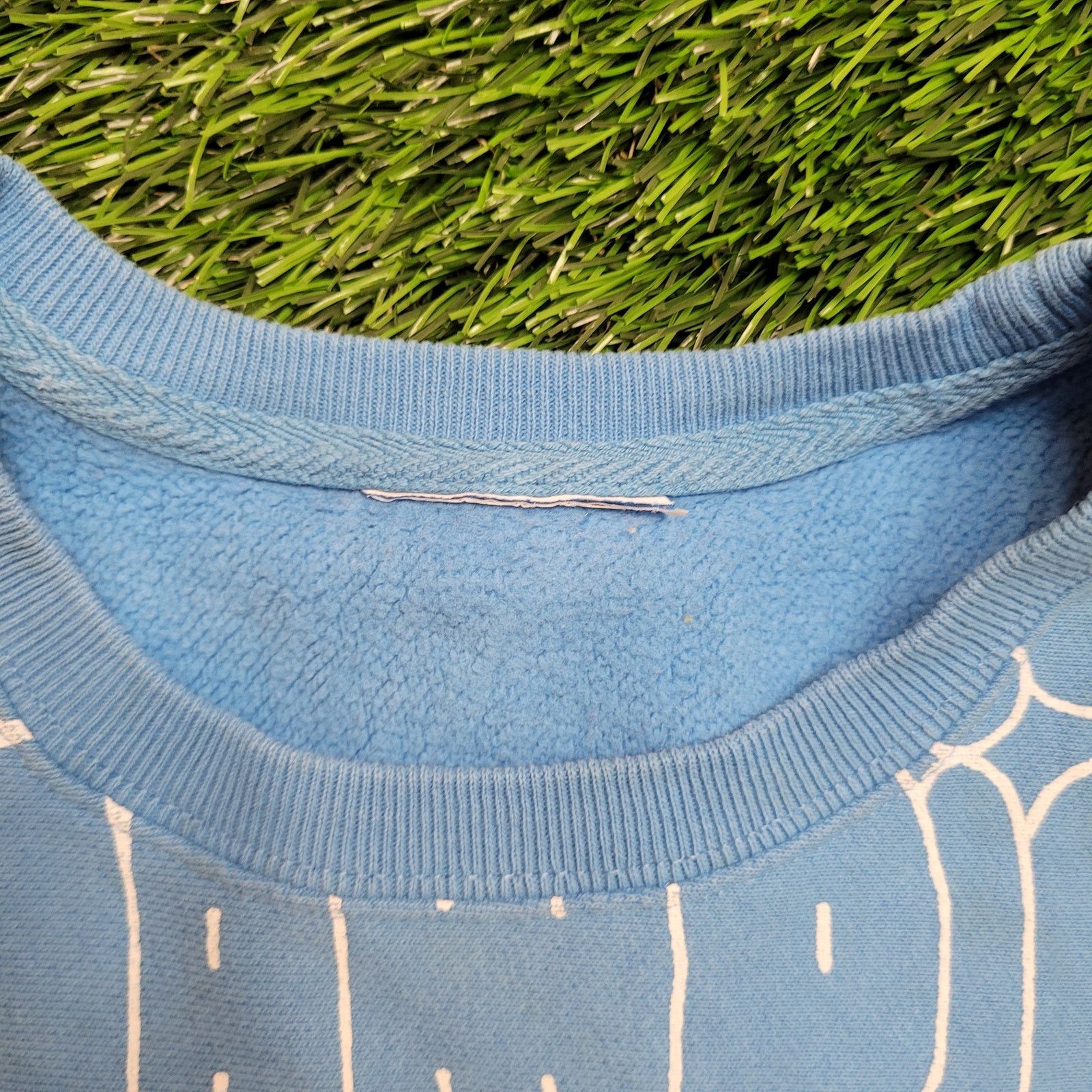 Champion VTG Champion Reverse Weave Sweatshirt Womens M Cropped Boxy Size M / US 6-8 / IT 42-44 - 12 Thumbnail