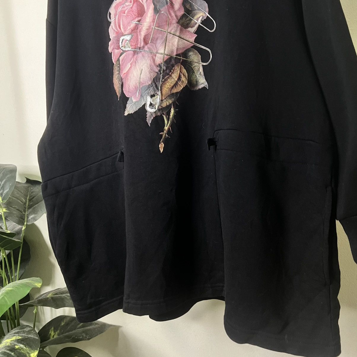 GU × Undercover Undercover X GU Collabration Graphic Pullover Hoodie Size L / US 10 / IT 46 - 5 Thumbnail