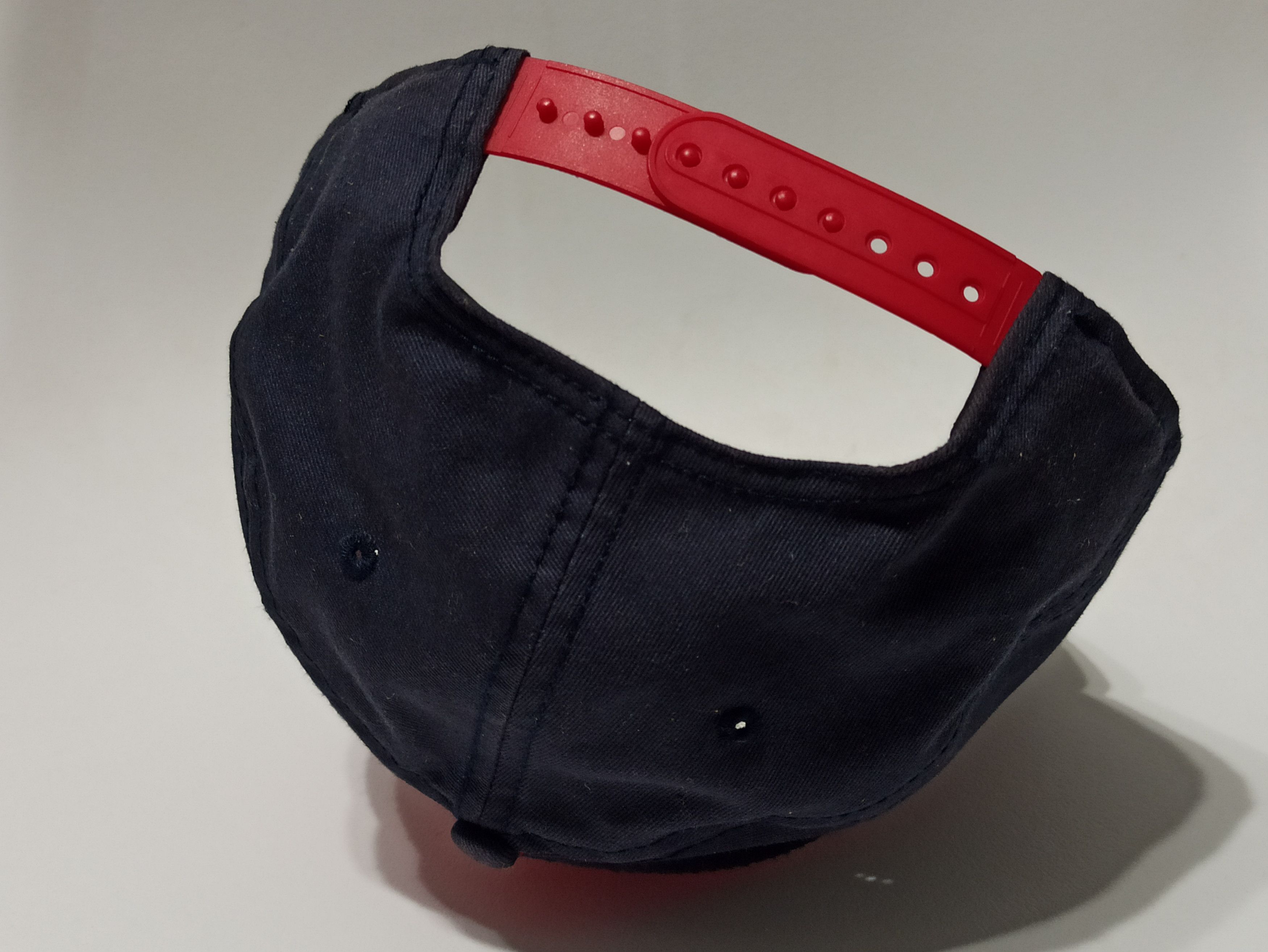 Formula 1 Scuderia Toro Rosso Red Bull Cap Size ONE SIZE - 6 Thumbnail