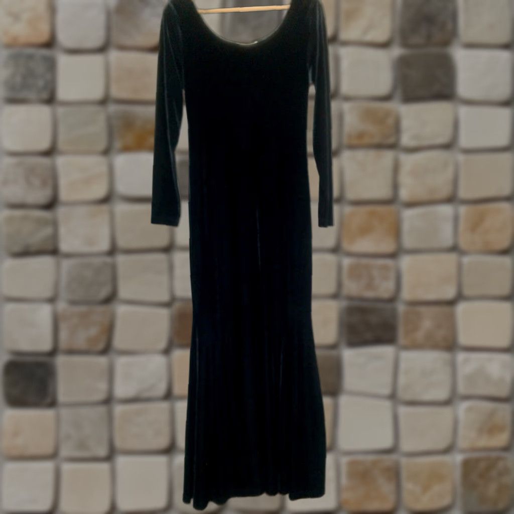 Velour Valerie Stevens Dress Maxi Long Sleeve Black Velour Woman 8 Whimsigoth Vampire Gothic Velour Dress Size M / US 6-8 / IT 42-44 - 1 Thumbnail