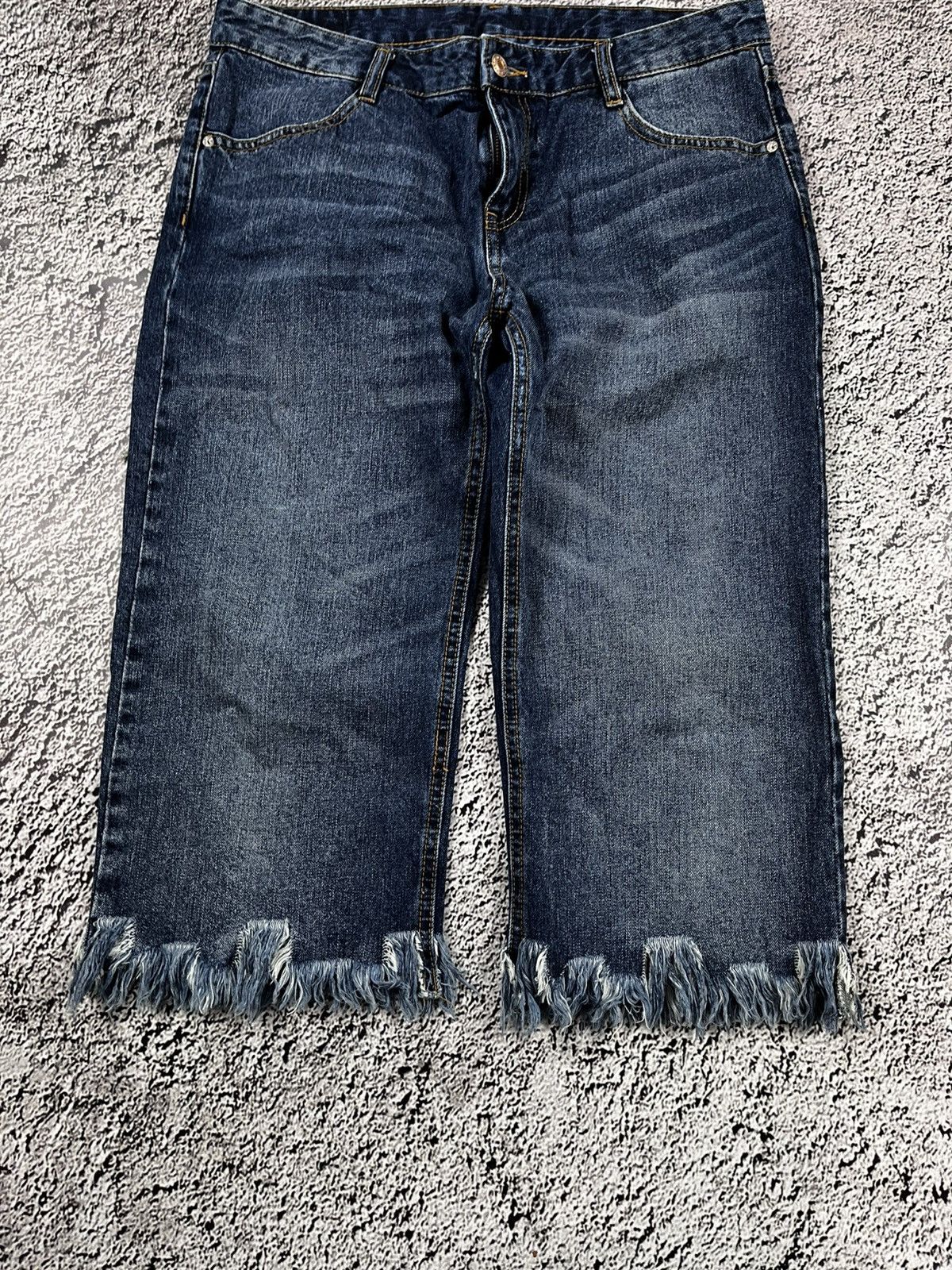 Vintage Vintage Y2K Faded washed 3/4 shorts breeches streetwear Size 30" / US 8 / IT 44 - 2 Thumbnail
