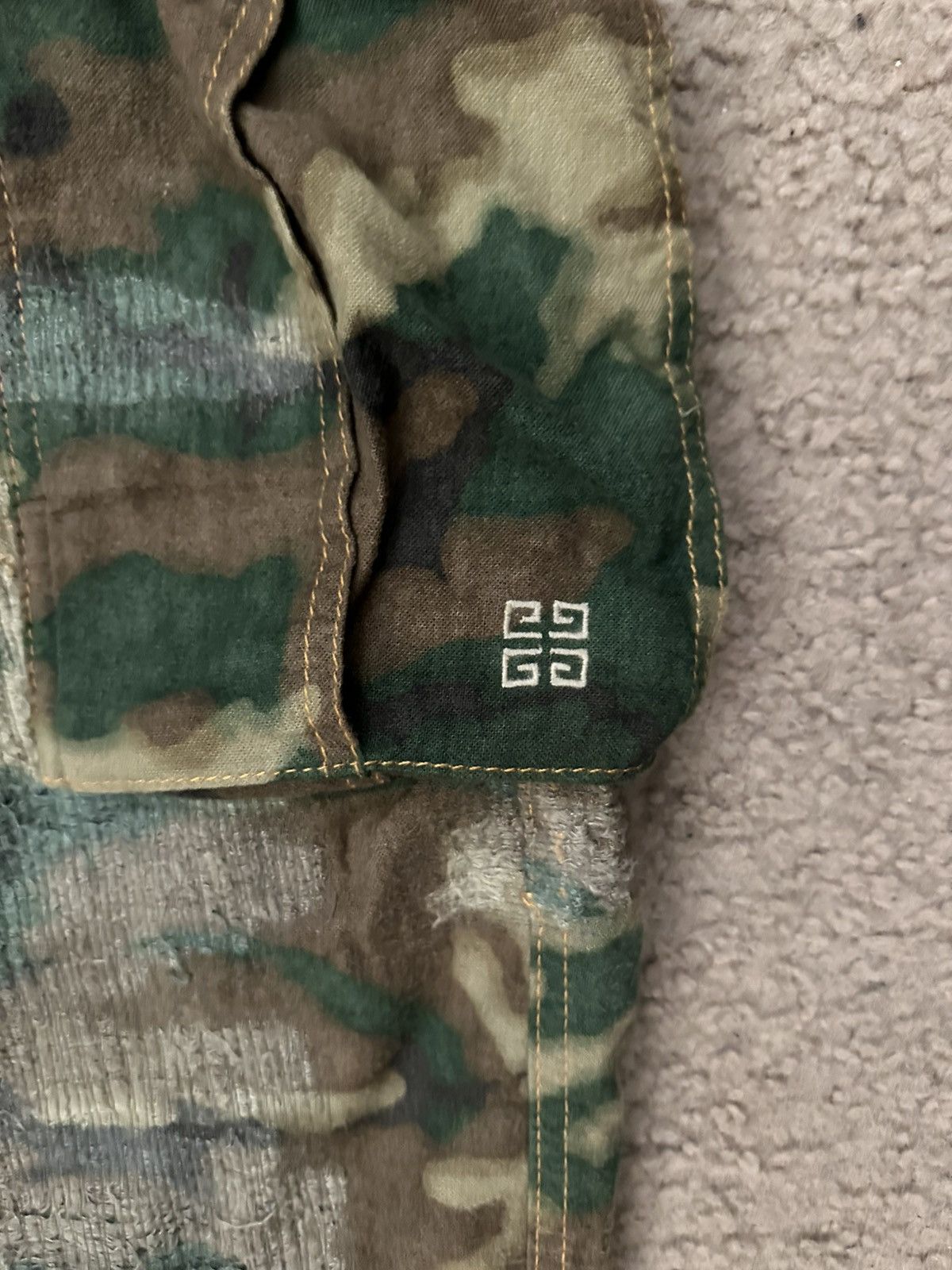 Givenchy × MMW Givenchy boro camo cargo pants（sold） Size US 34 / EU 50 - 2 Thumbnail