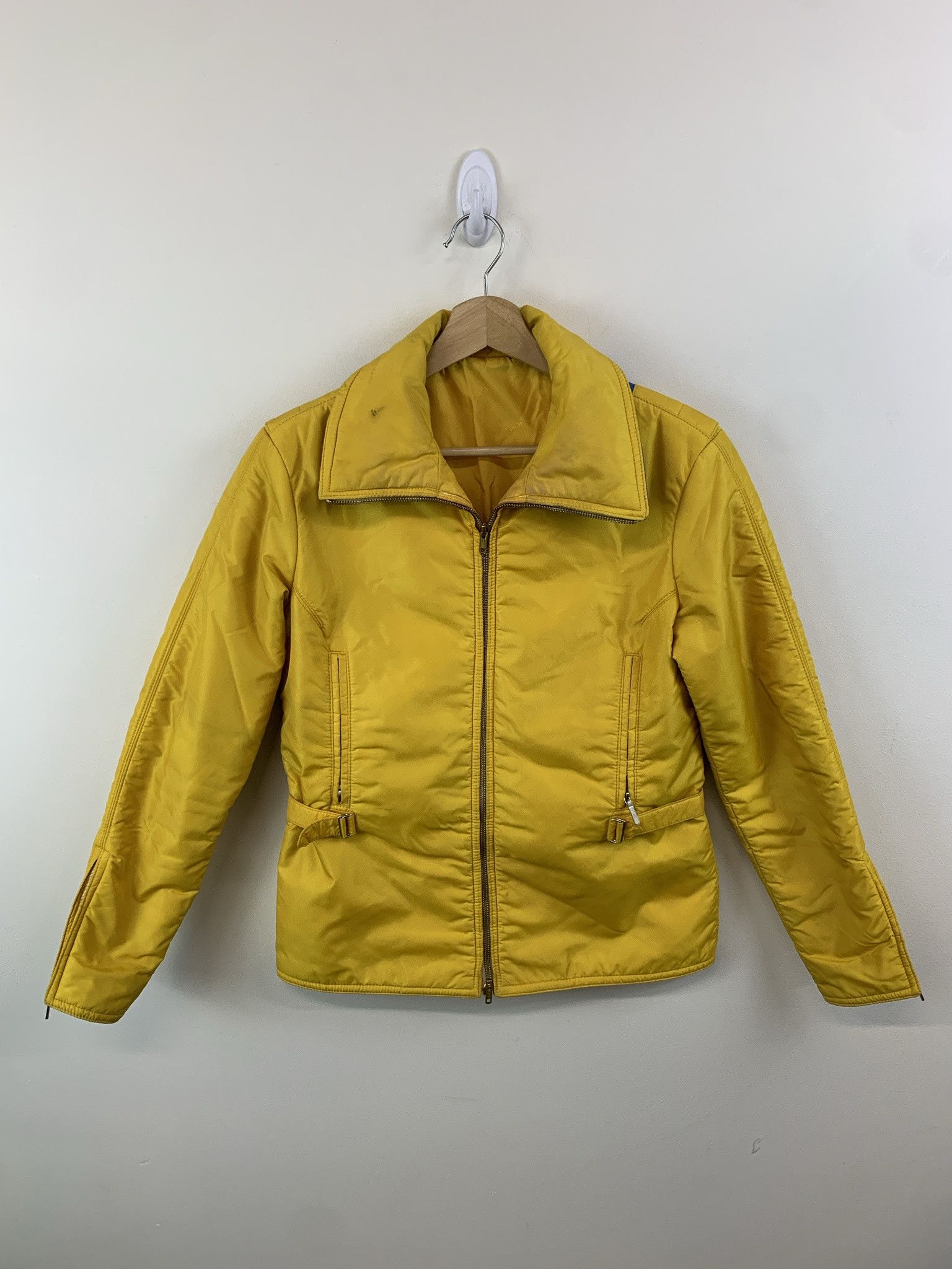 Vintage Vintage 1990s Waist cinch Yellow Padded Zip Jacket Size S Size US S / EU 44-46 / 1 - 1 Thumbnail