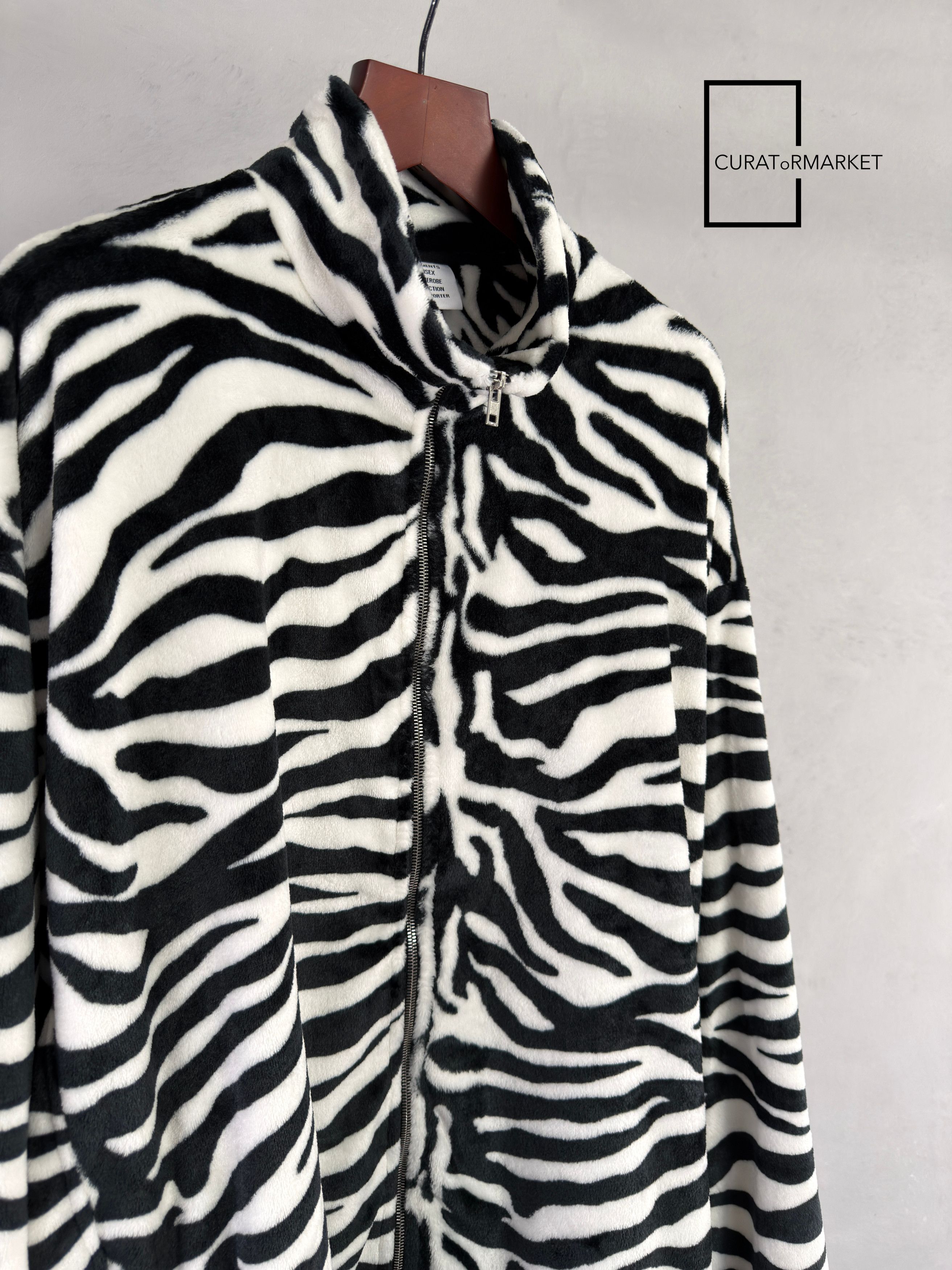 Vetements RARE Runway Zebra Print Fleece Zip Side Pocket Jacket SS23 Size US L / EU 52-54 / 3 - 7 Thumbnail