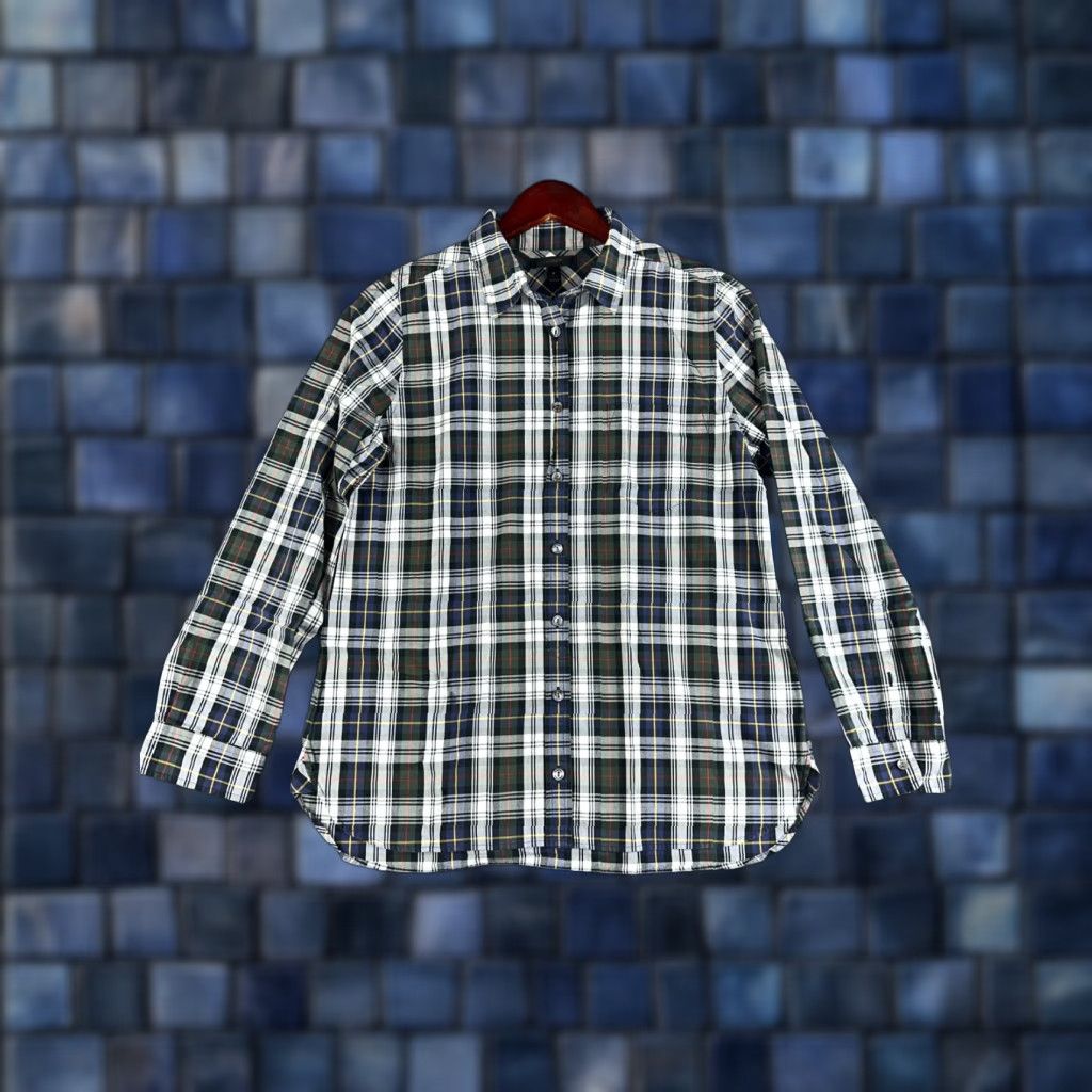 J.Crew J.CREW Shirt Womens 8 Forest Plaid Long Sleeve Button Up Pocket Shrunken/Regular Fit Size M / US 6-8 / IT 42-44 - 1 Thumbnail