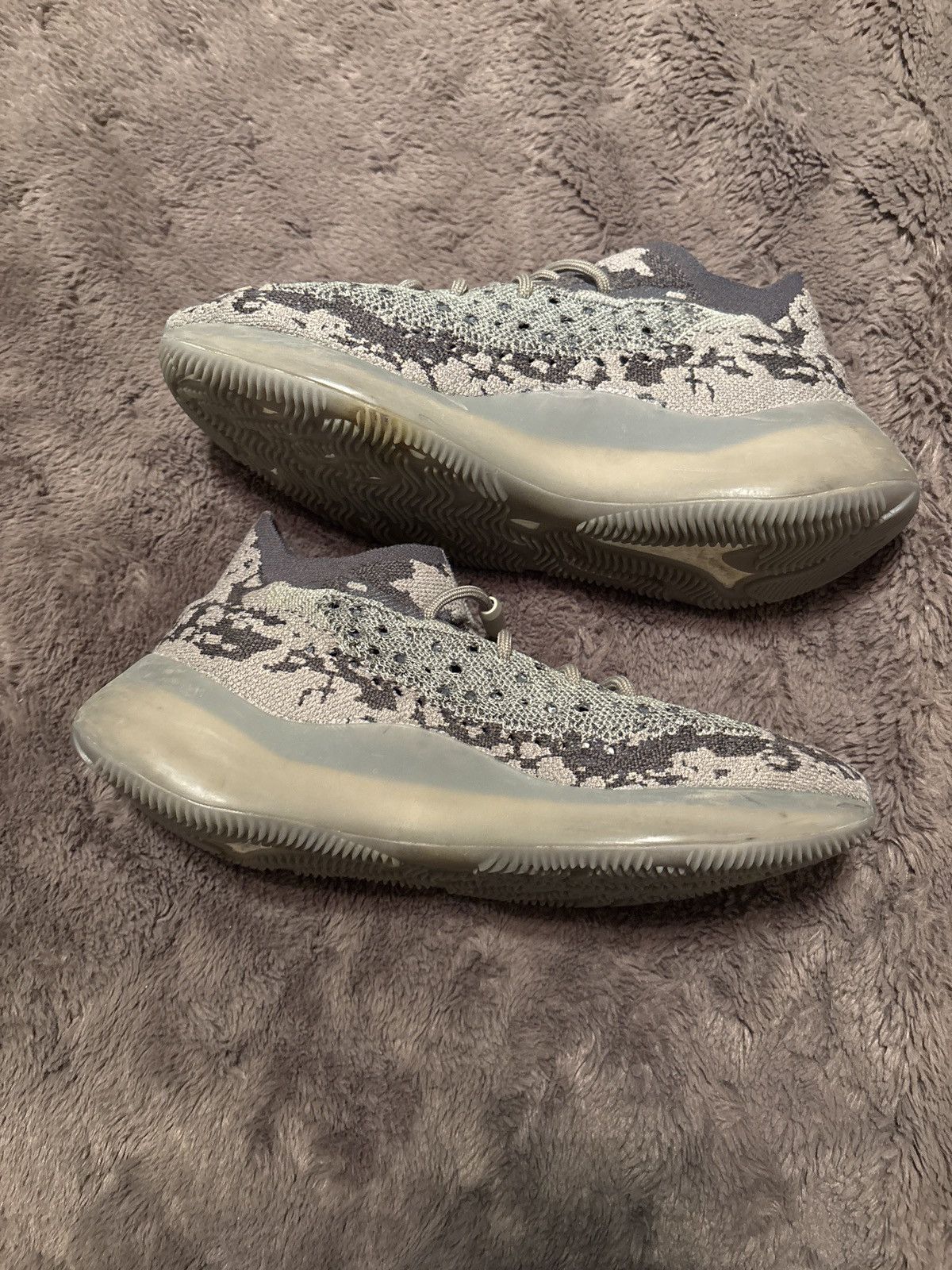 Yeezy Yeezy 700 Size US 11 / EU 44 - 2 Thumbnail