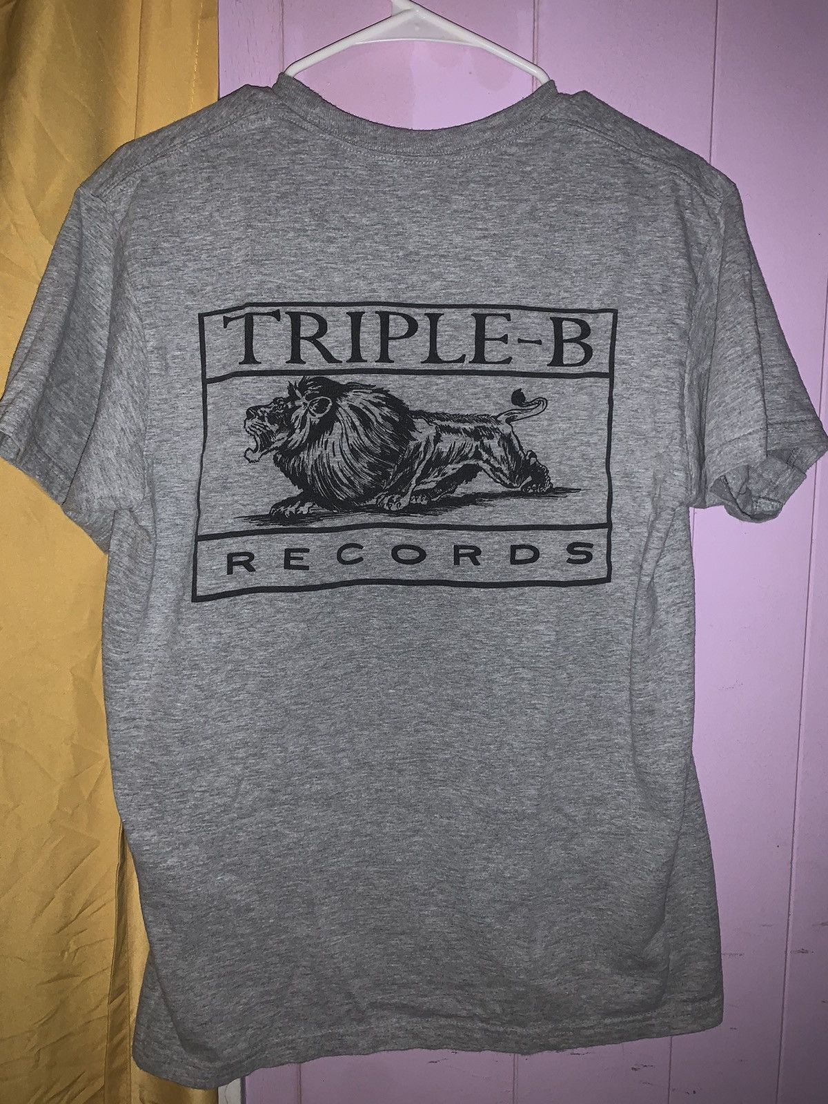 Band Tees Triple B Records tee Size US M / EU 48-50 / 2 - 3 Thumbnail