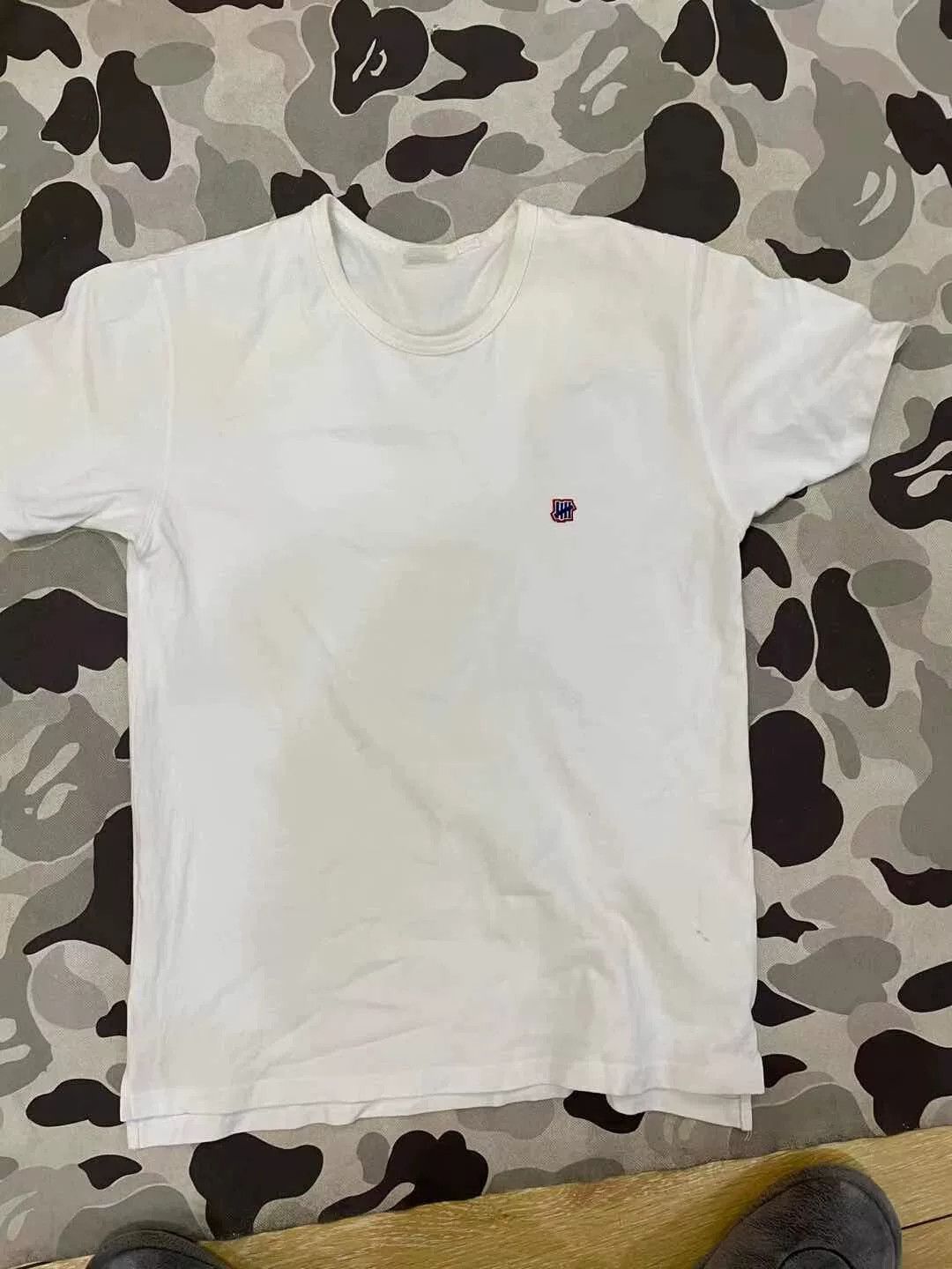 Other Other UND T-Shirt Casual Short Sleeve Size US M / EU 48-50 / 2 - 1 Thumbnail