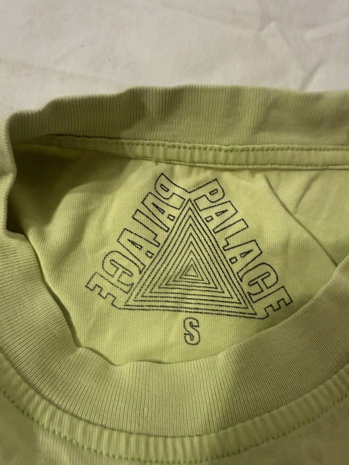 Palace Very nice Size US S / EU 44-46 / 1 - 4 Thumbnail