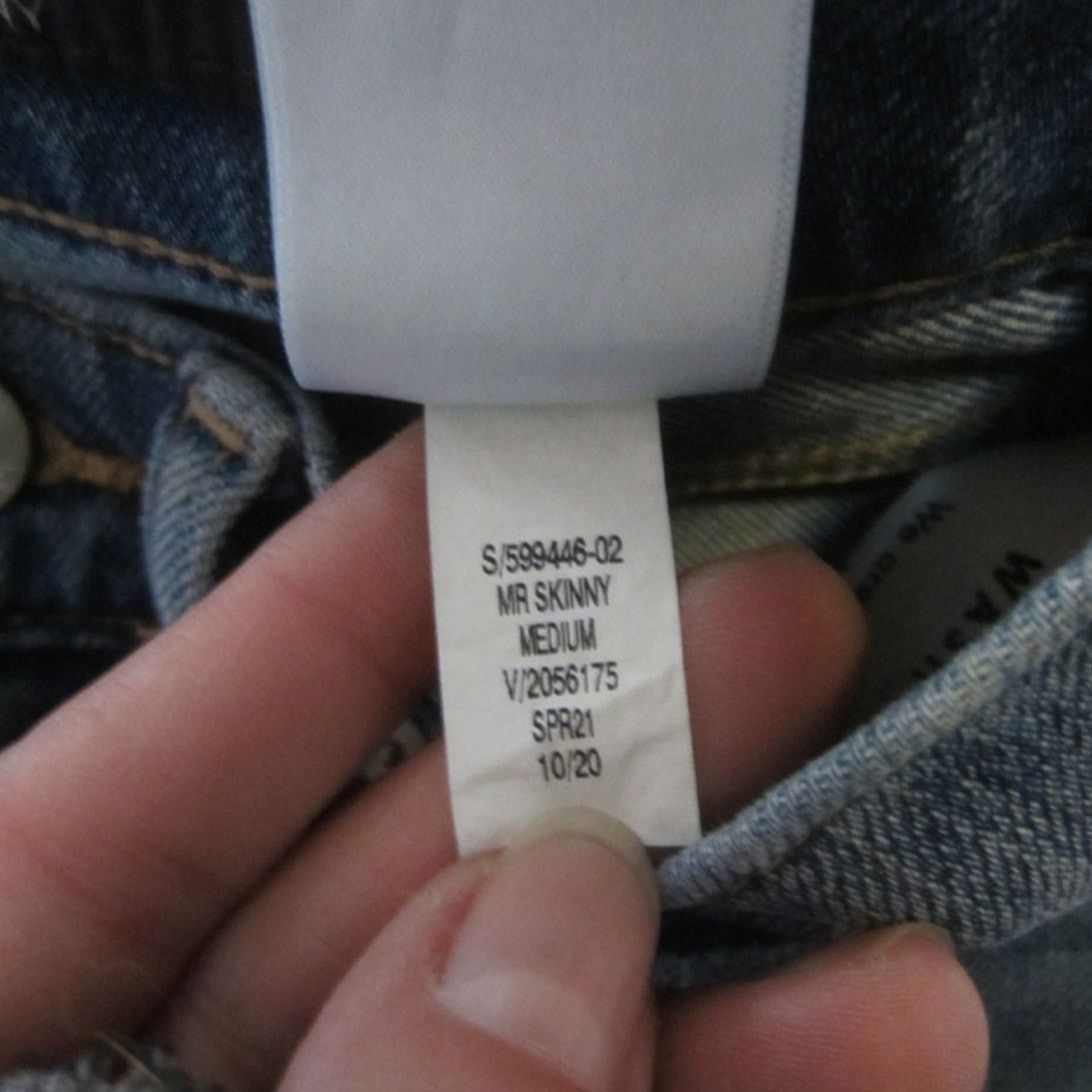 Banana Republic Y2K Minimalist Light Wash Skinny Jeans Banana Republic Size 25" / US 0 / IT 36 - 6 Thumbnail