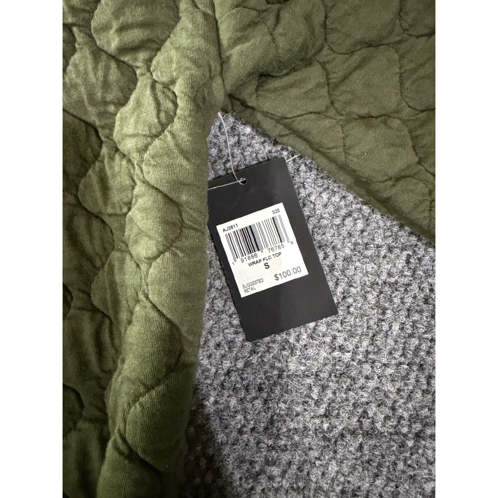 Hurley Hurley Jacket Womens S Green Quilted Long Sleeve Belted Wrap Open Pockets Lined Polyester All Seasons Fall Spring Winter Baggy Regular Mens Womens Size S / US 4 / IT 40 - 3 Thumbnail