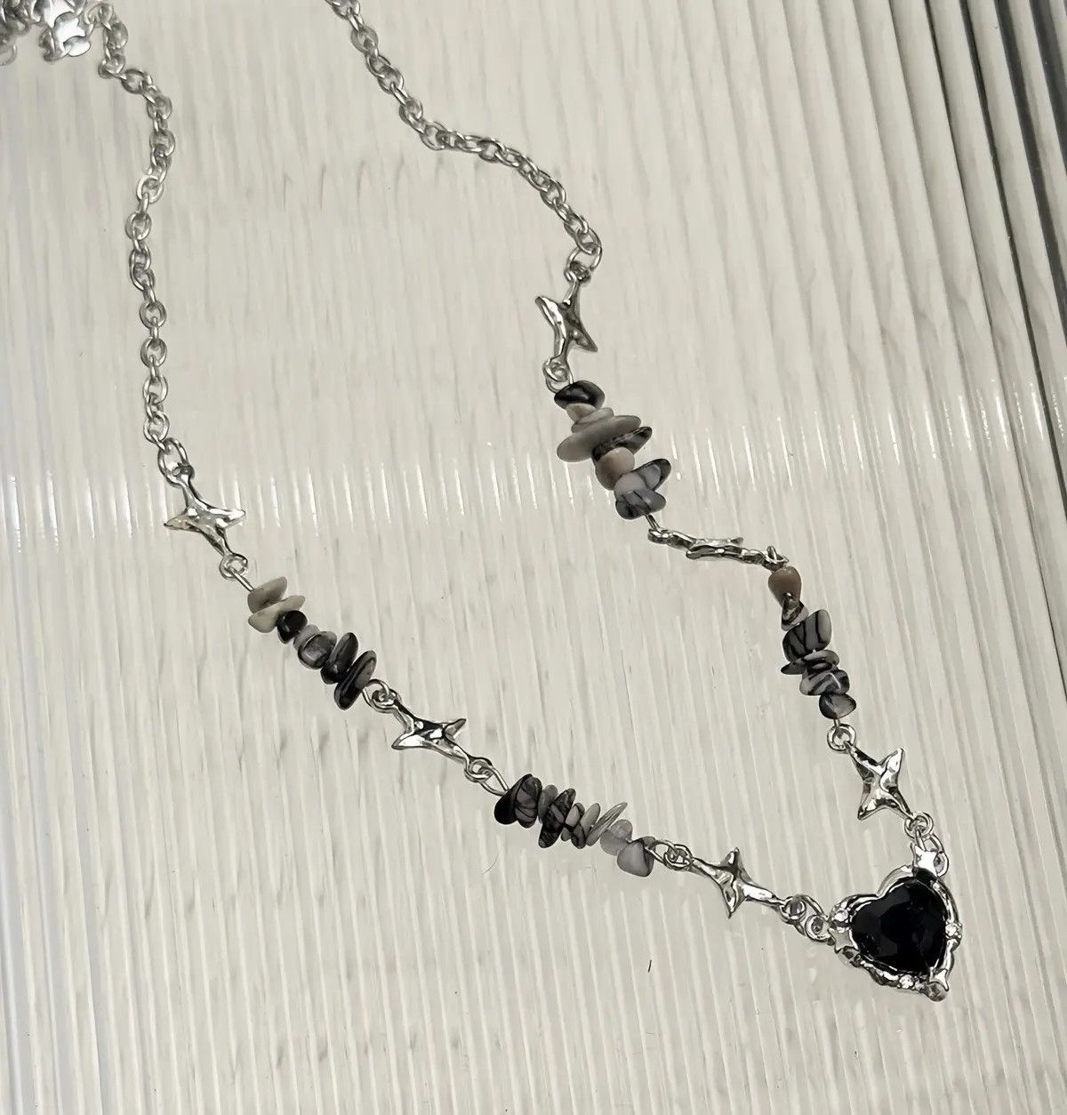 Japanese Brand × Jewelry Retro punk black heart star stone chain necklace choker y2k Size ONE SIZE - 4 Thumbnail