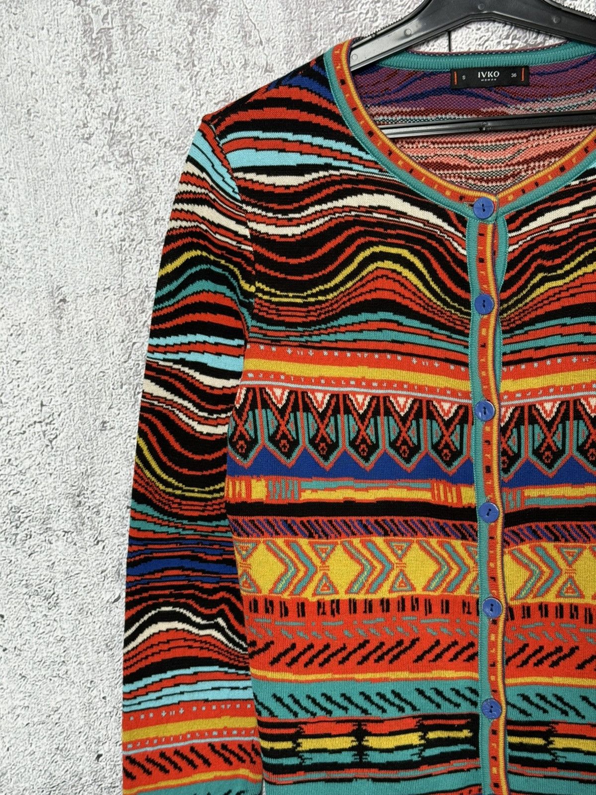 Coogi IVKO Button Cardigan Colorful Knit Ethnic Pattern Sweater Size S / US 4 / IT 40 - 4 Thumbnail