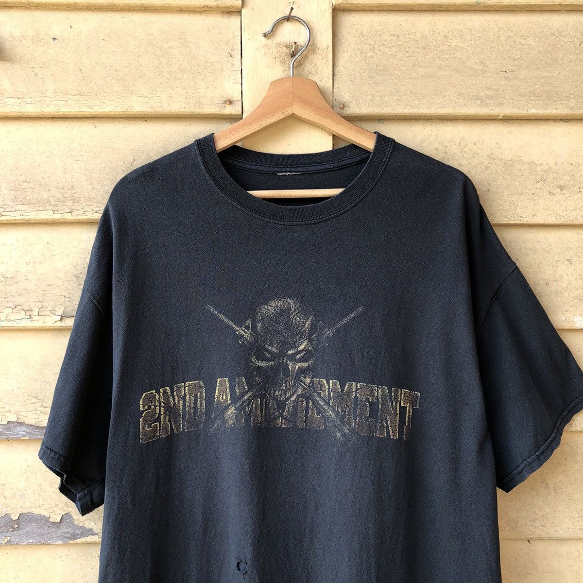 Army Of Me 🔥Distressed🔥 Vintage y2k 2ND AMENDMENT Sunfaded Tshirt Size US XL / EU 56 / 4 - 6 Thumbnail