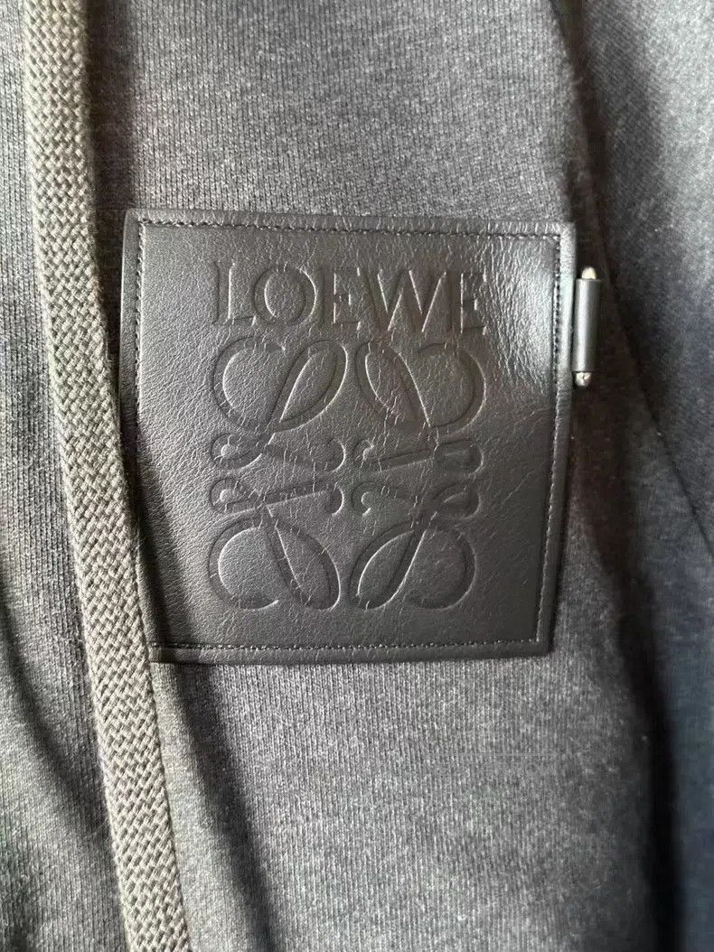 Loewe Loewe Gray leather logo short hoodie Size XS / US 0-2 / IT 36-38 - 3 Thumbnail