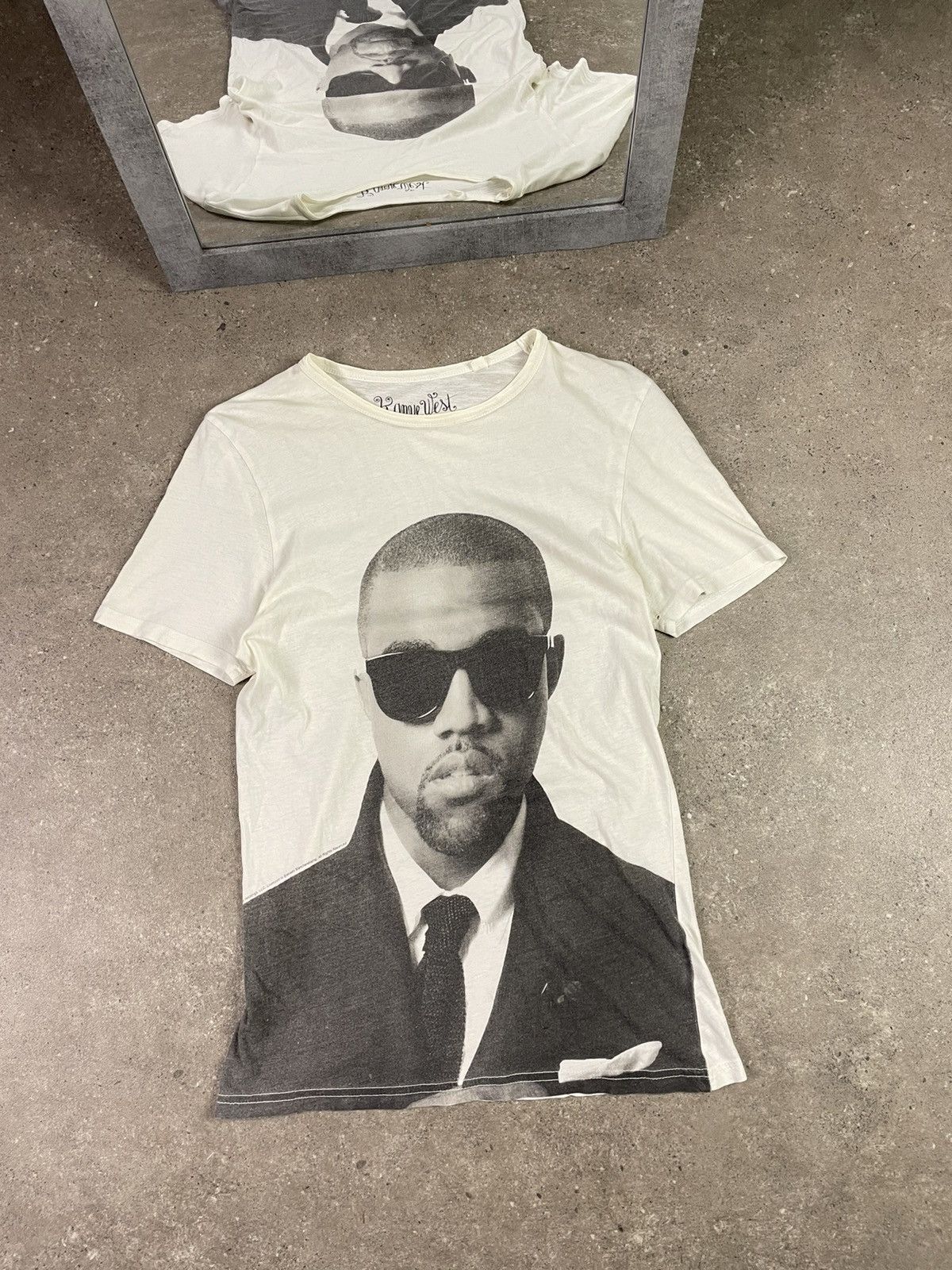 Kanye West × Vintage Vintage Kanye West Face T Shirt Size US S / EU 44-46 / 1 - 1 Thumbnail