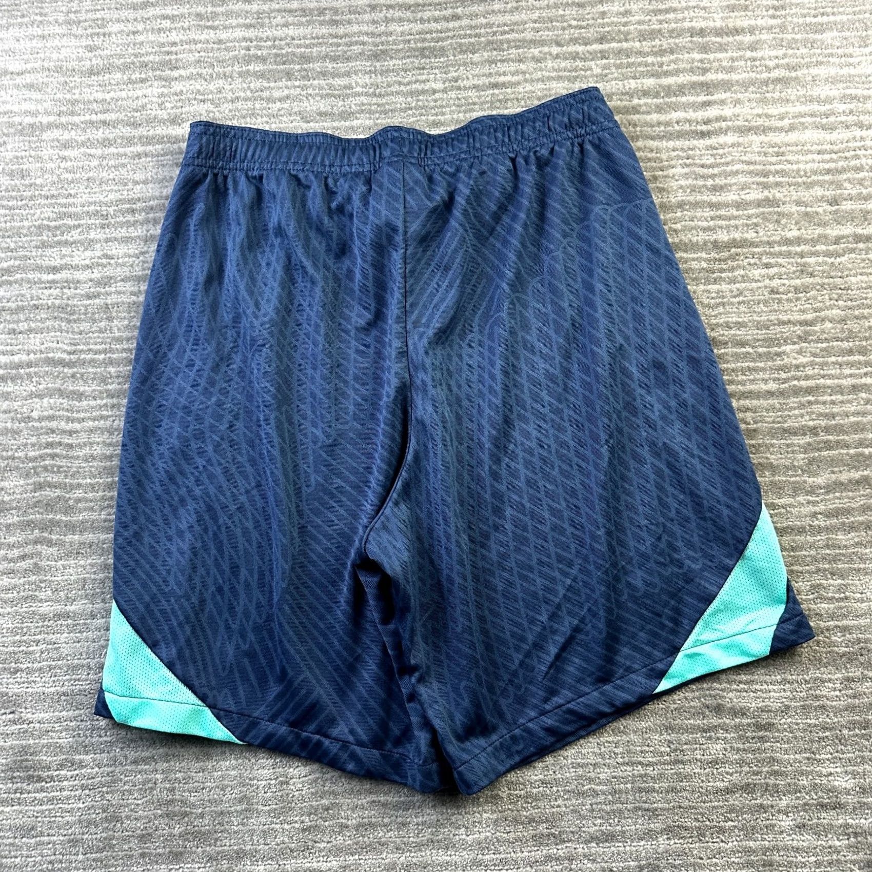 Nike Nike Shorts Mens Medium Blue Soccer Football Strike Drill Academy Practice Size US 31 - 2 Thumbnail