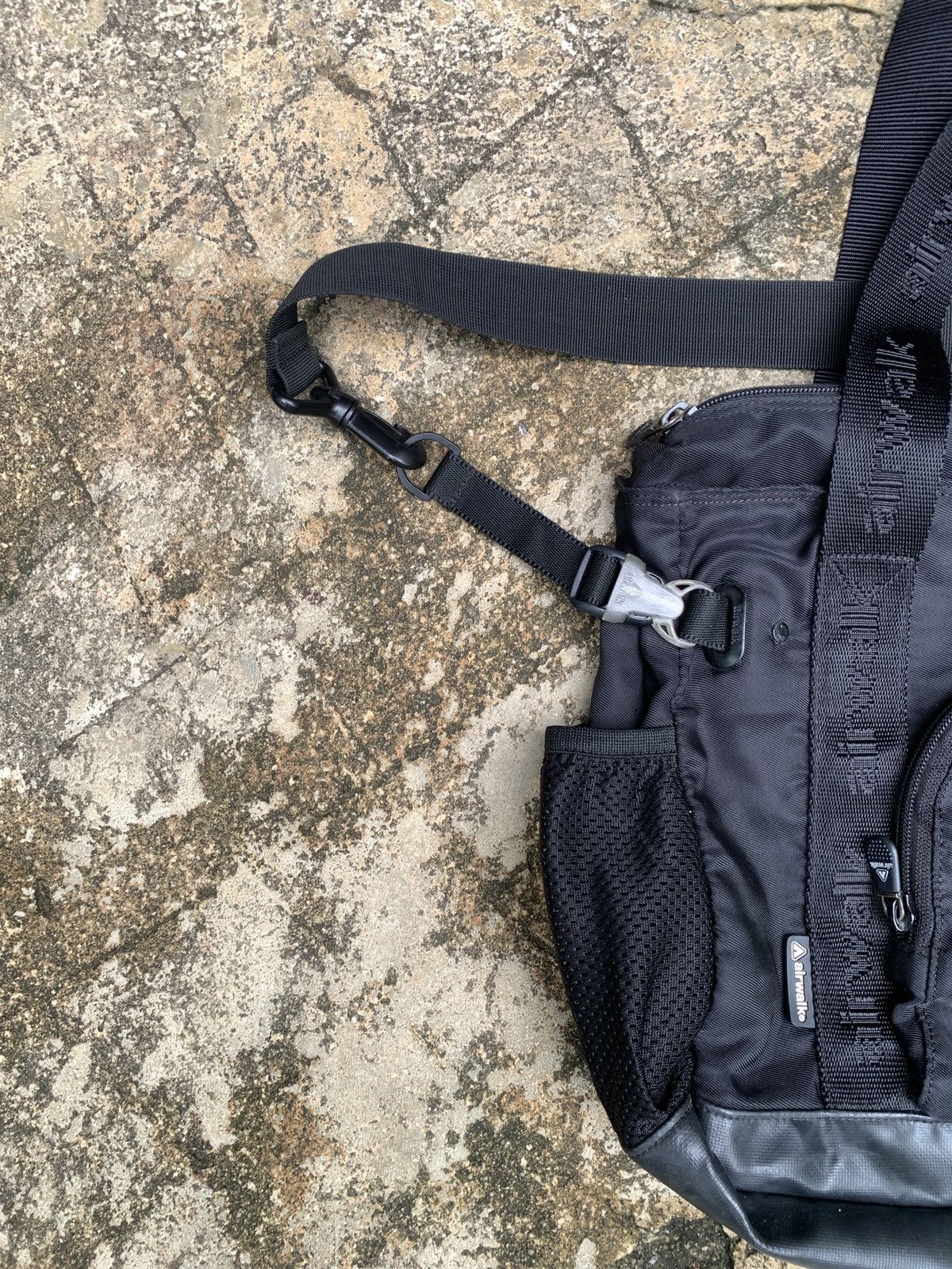 Airwalk 2000s Airwalk Black Outdoor 2 in 1 Pouch Multipocket Bag Size ONE SIZE - 6 Thumbnail
