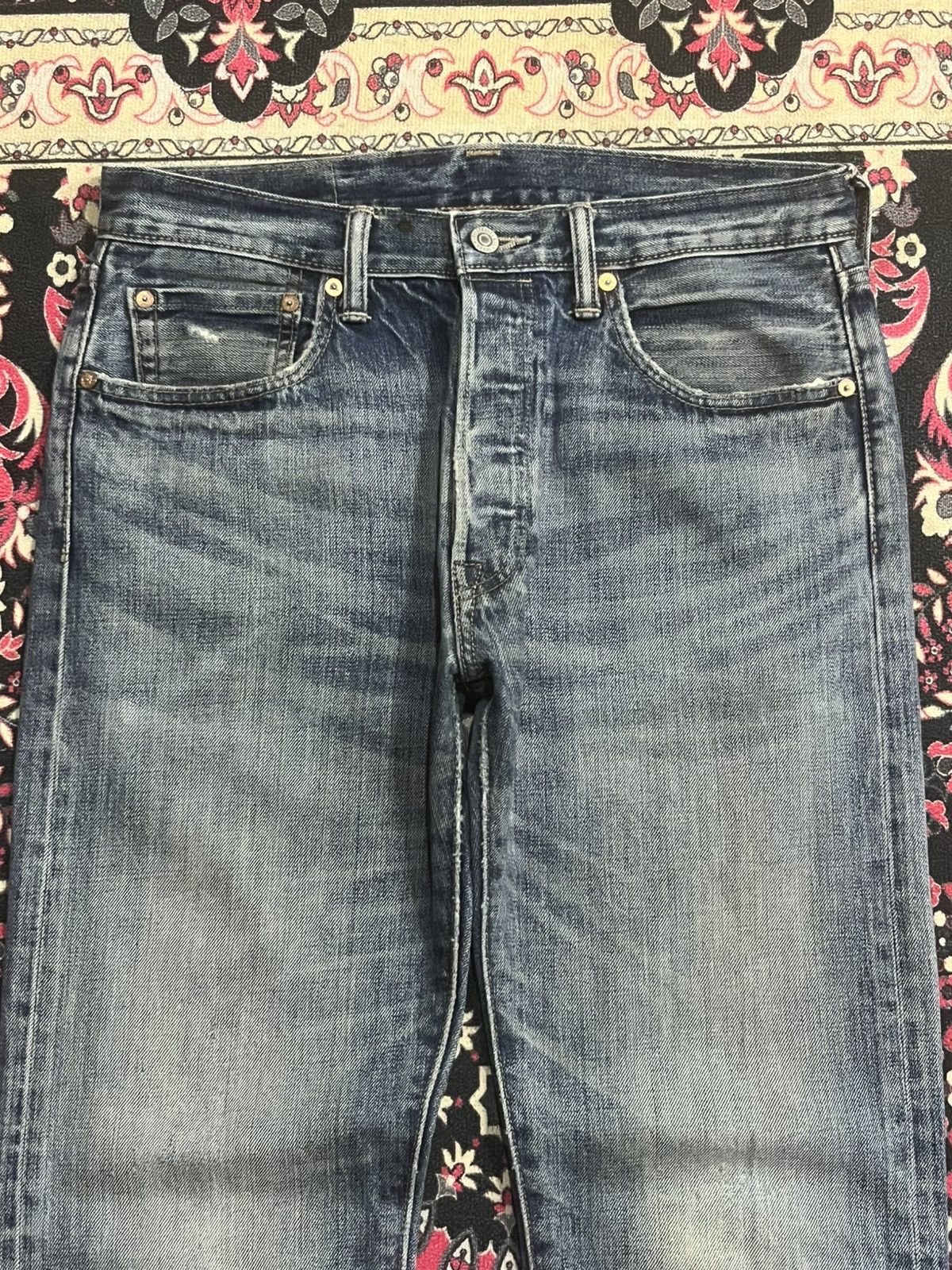 Levi's Vintage Levi’s 501 Blue Faded Washed Distress Straight Jeans Size US 31 - 4 Thumbnail