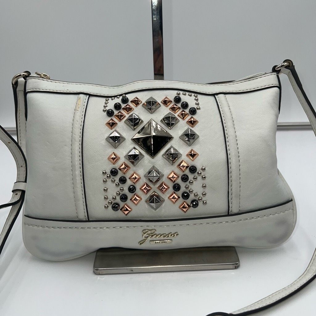 Guess Guess Studded White Studded Crossbody (please look at pics and description) Size ONE SIZE - 1 Thumbnail