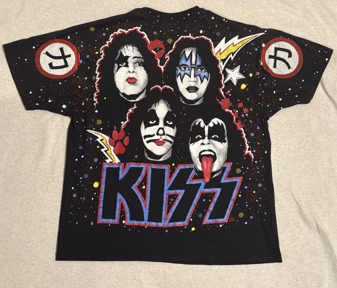 KISS Vintage 1992 Kiss Chikara AOP T-shirt Size US XL / EU 56 / 4 - 12 Thumbnail