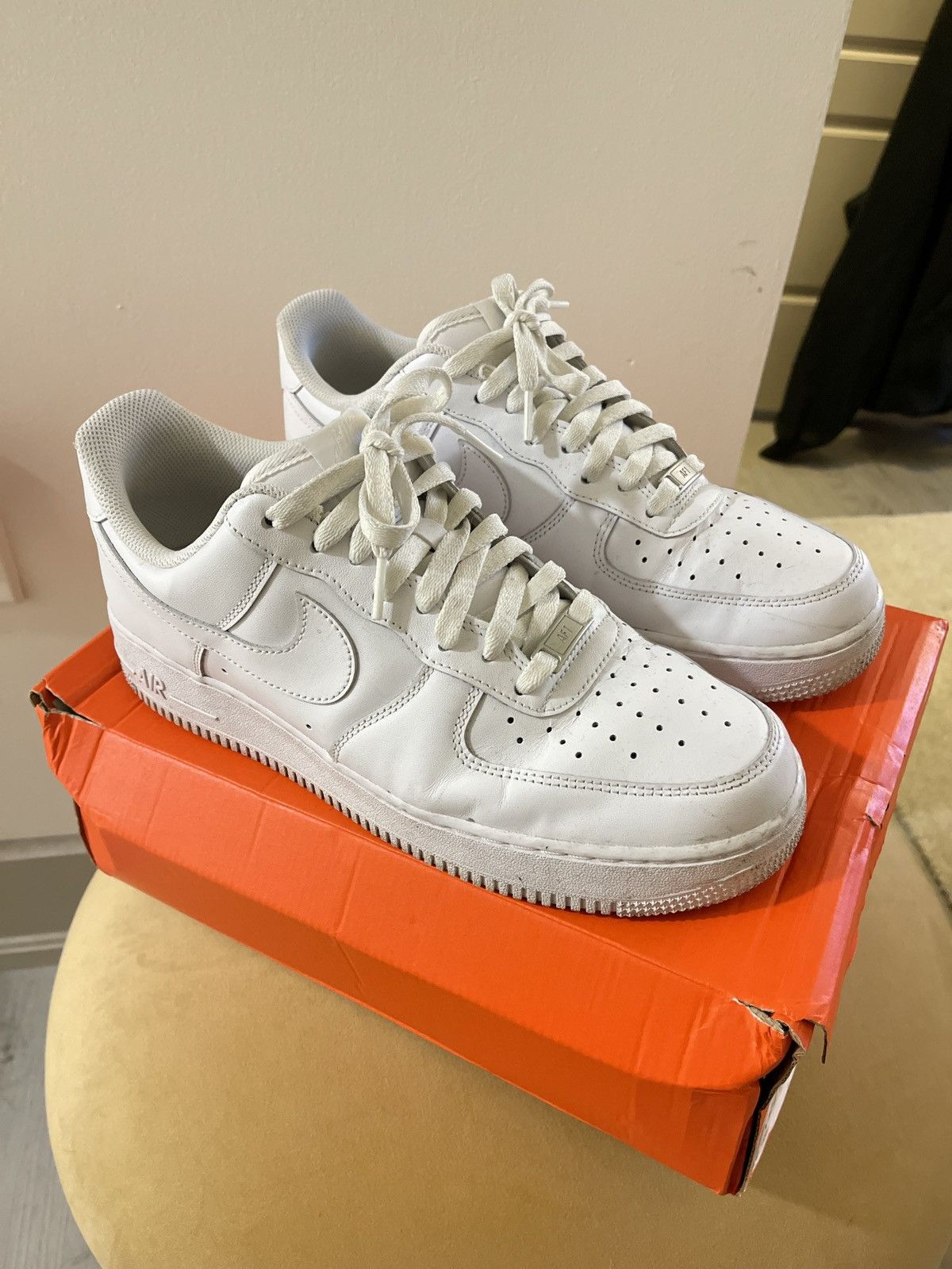 Nike White Nike AF1 Size US 10 / EU 43 - 1 Thumbnail