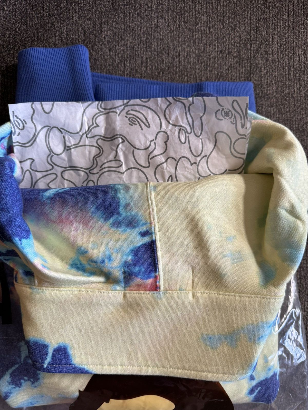 Bape A Bathing Ape Tie Dye Stand Collar Loose Fit Crew Sweatshirt Size US M / EU 48-50 / 2 - 4 Thumbnail