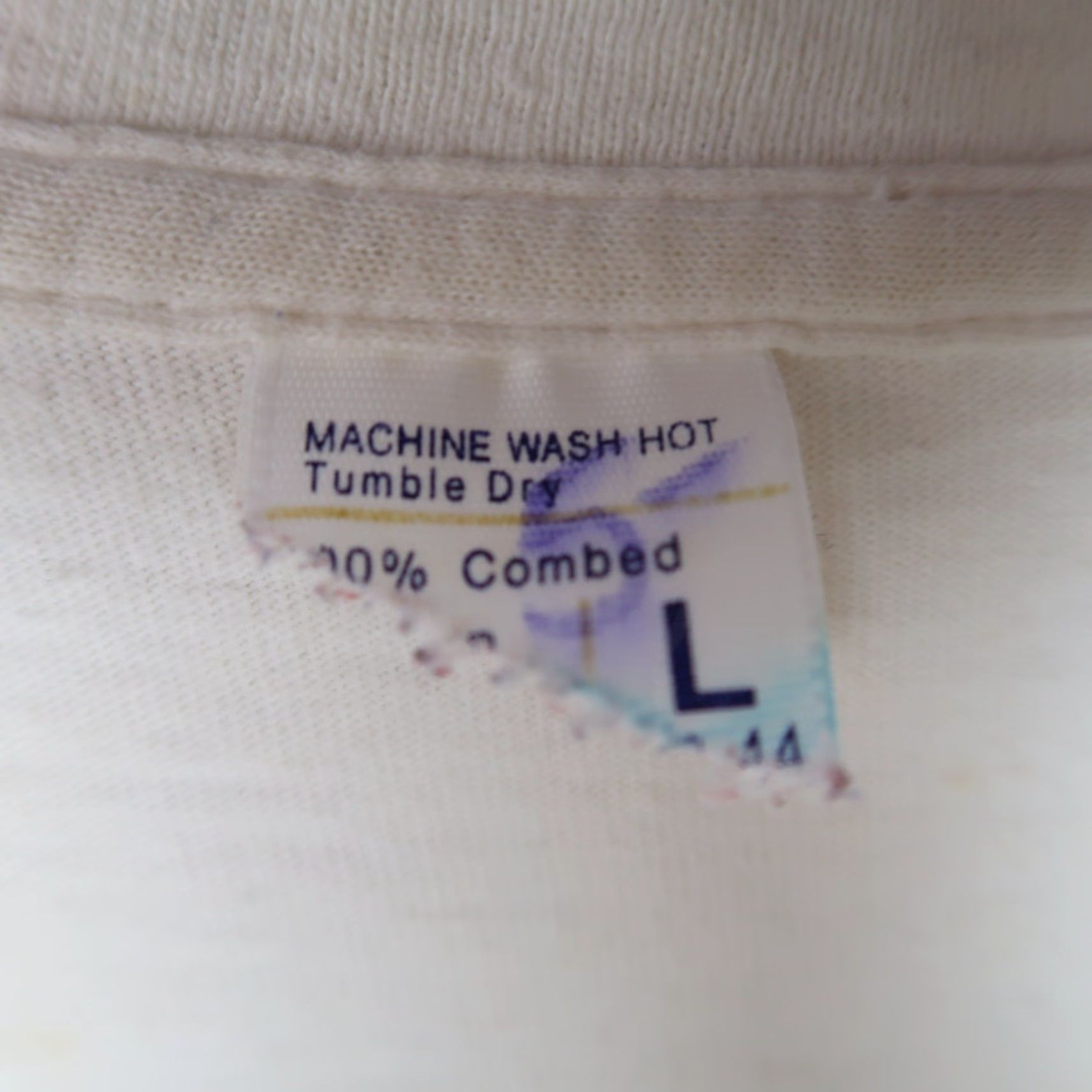Vintage VINTAGE Darigold Promo V-Neck T-Shirt White 80s 100% Cotton L Men Short Sleeve Size US L / EU 52-54 / 3 - 7 Thumbnail