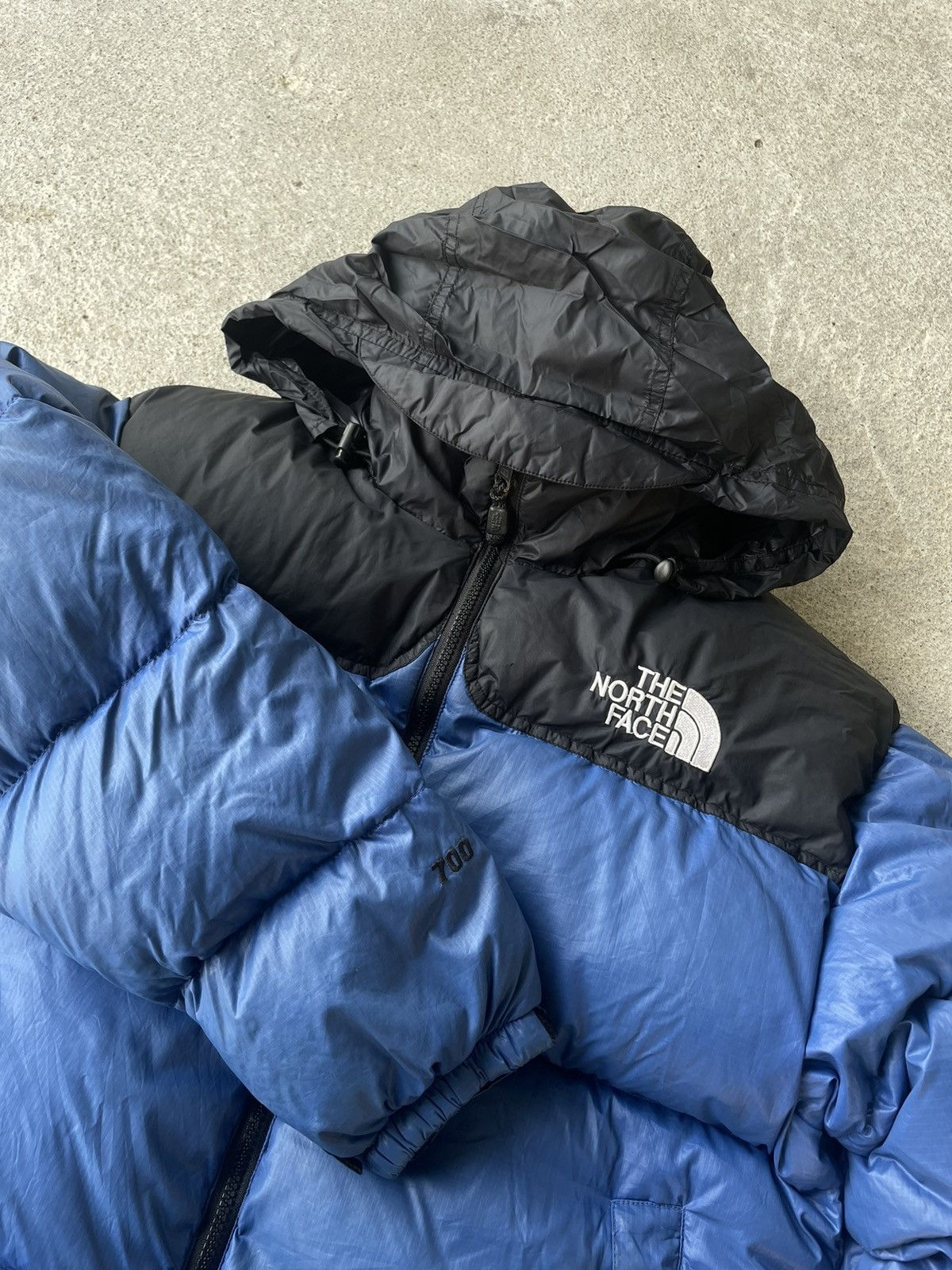 The North Face × Vintage The NorthFace 700 Blue Nuptse Vintage Puffer Jacket Size US M / EU 48-50 / 2 - 23 Thumbnail