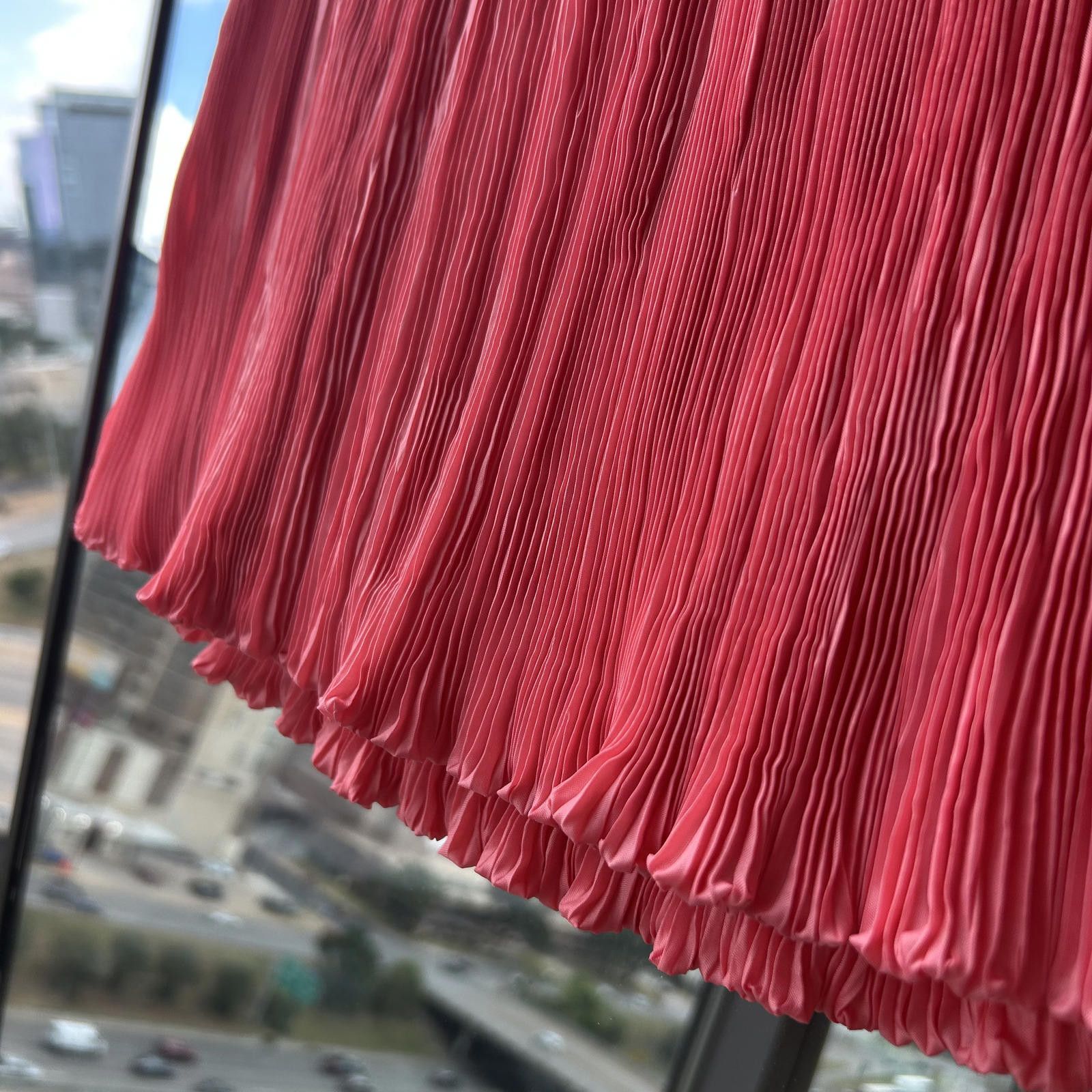 Designer Chic Pink Pleated Midi Dress by MINUIT Size M / US 6-8 / IT 42-44 - 5 Thumbnail