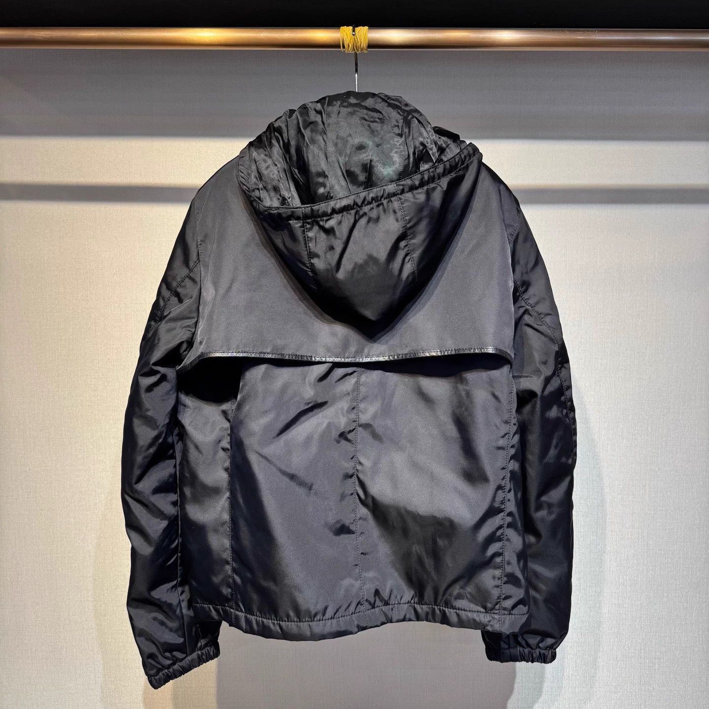 Prada PRADA Black Nylon Zipper Hooded Jacket Size 48 New Size US M / EU 48-50 / 2 - 2 Thumbnail