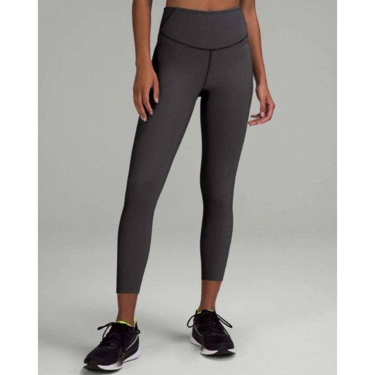 Lululemon 𝓛𝓾𝓵𝓾𝓵𝓮𝓶𝓸𝓷 Base Pace High-Rise Tight 25" *Two-Tone R Size 28" / US 6 / IT 42 - 6 Thumbnail