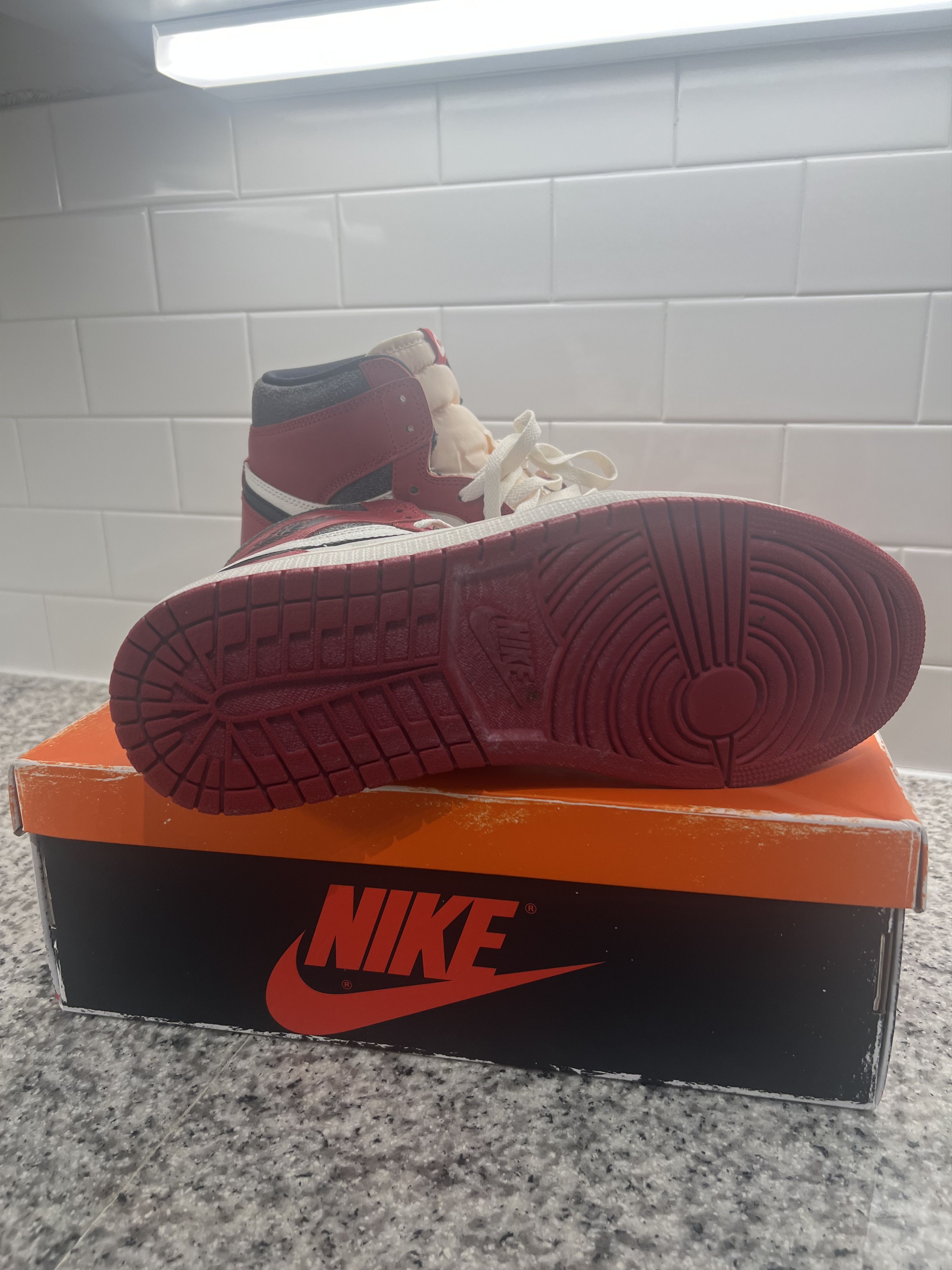 Jordan Brand Jordan OG lost and found 1s Size US 10.5 / EU 43-44 - 9 Thumbnail