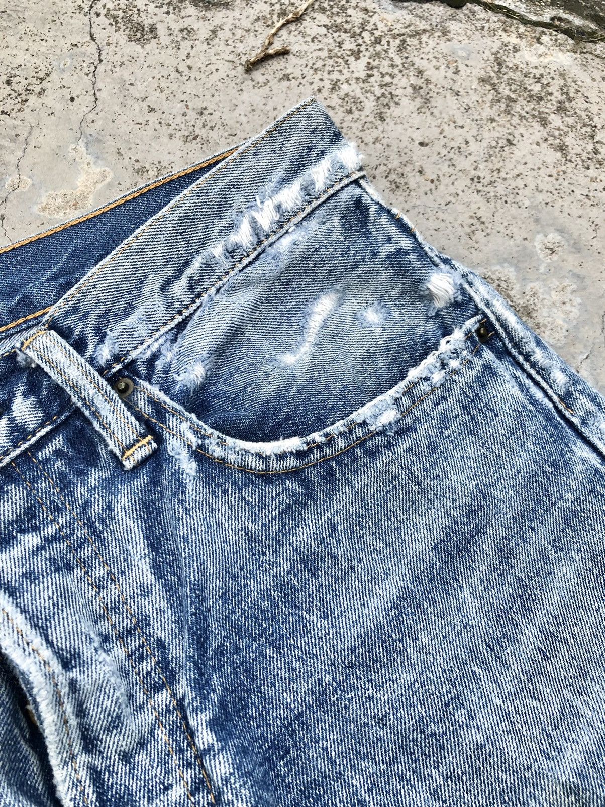 Other SELVEDGE REDLINE DISTRESSED DENIM Size US 33 - 8 Thumbnail