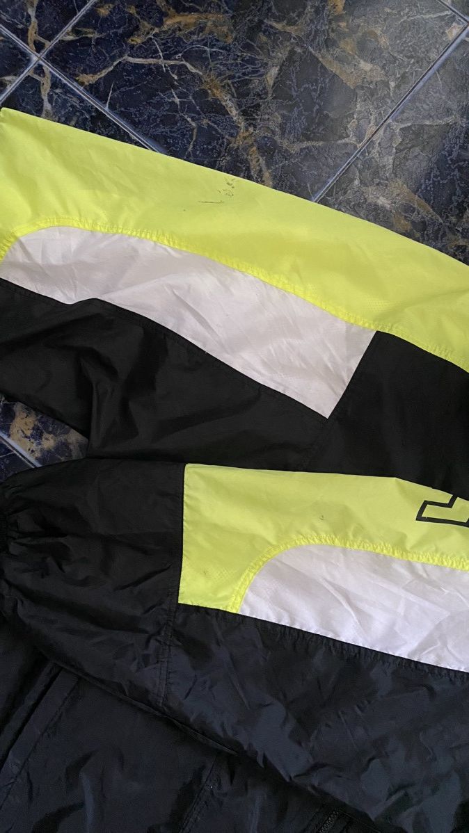 Nike Rare Vintage 1996-97 Borussia Dortmund Nike windbreaker Size US XXL / EU 58 / 5 - 7 Thumbnail