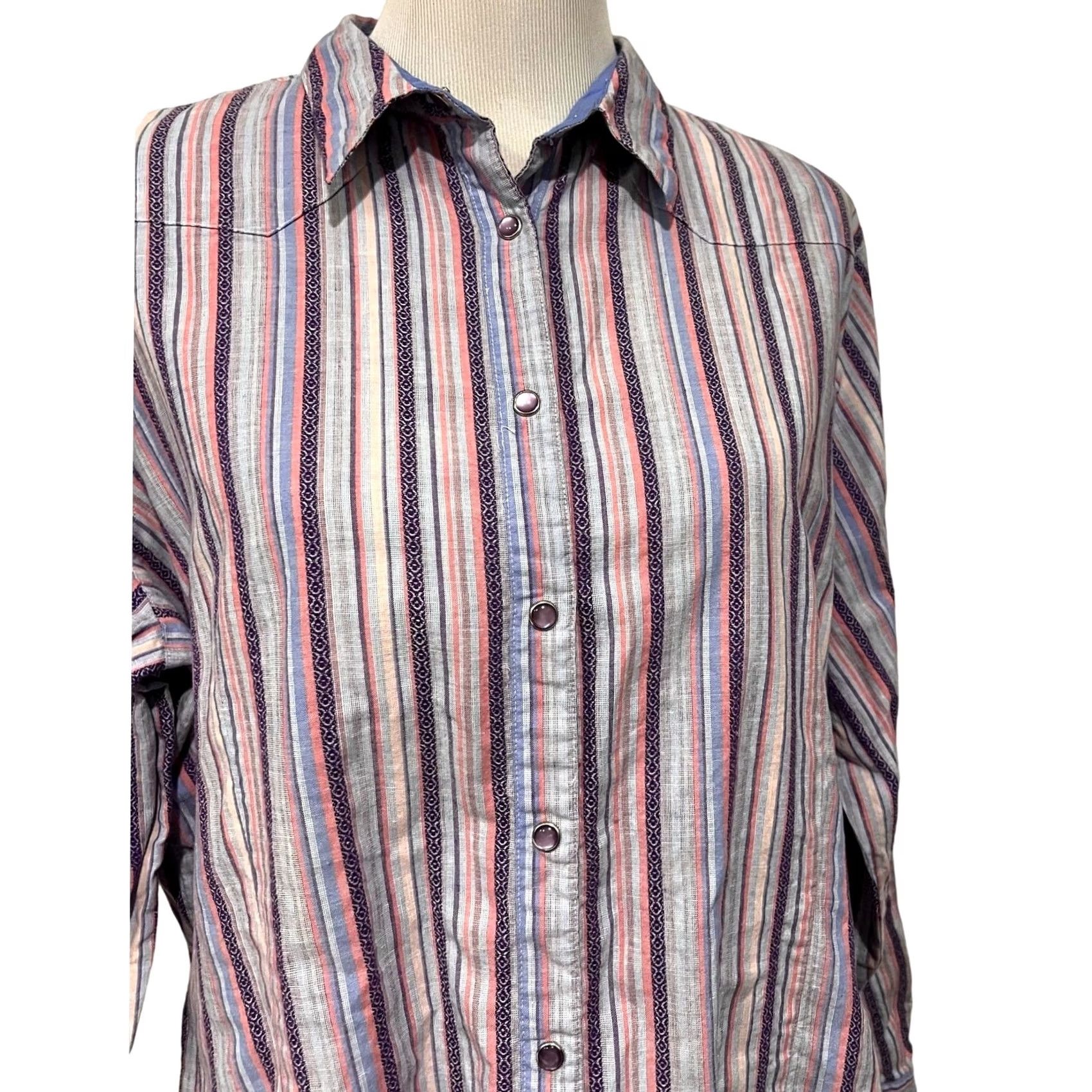 Wrangler VINTAGE Wrangler Blues Women’s Top Button Front Striped Pearly Snaps Long Sleeve Sz XXL Size XXL / US 16-18 / IT 52-54 - 3 Thumbnail
